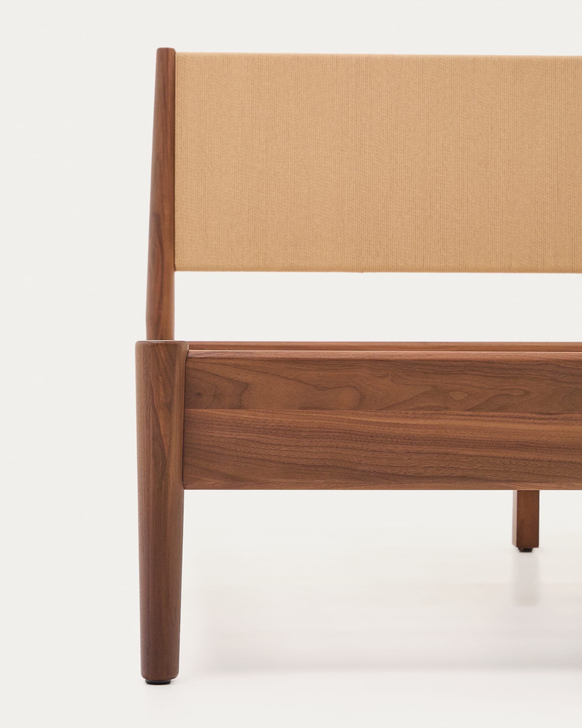 Elan bed in veneer and solid walnut wood with cord mattress 180 x 200 cm FSC Mix Credit