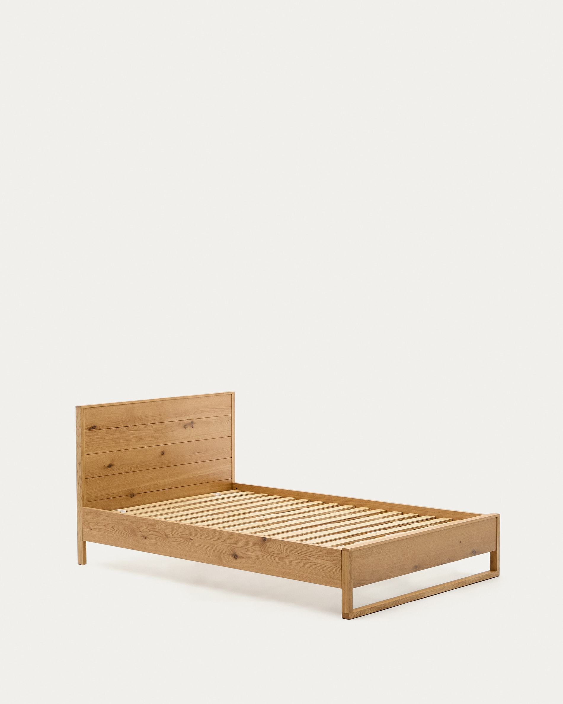 Alguema bed in oak veneer with natural finish for 90 x 190cm mattress
