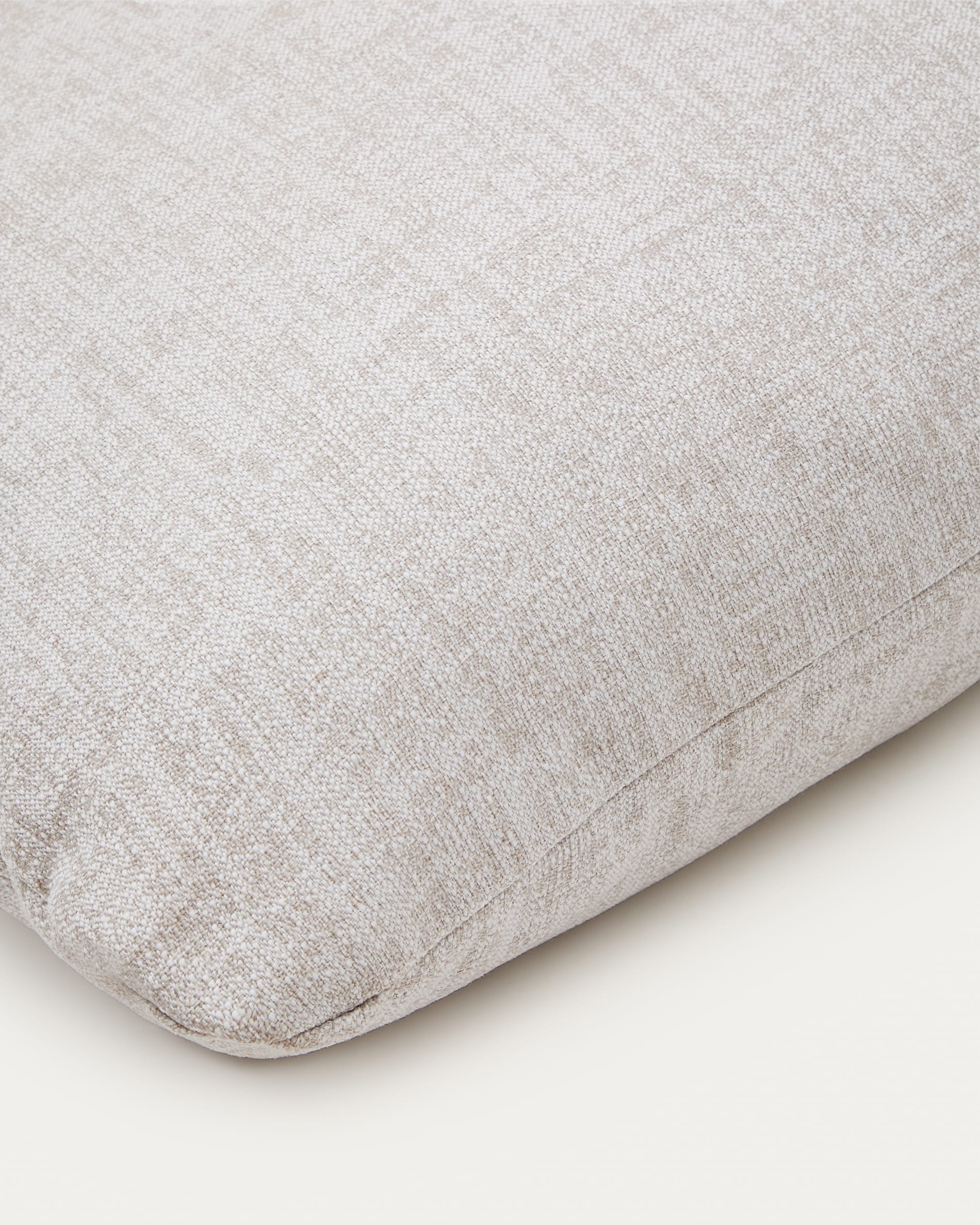 Sorells cushion in beige 75 x 50 cm
