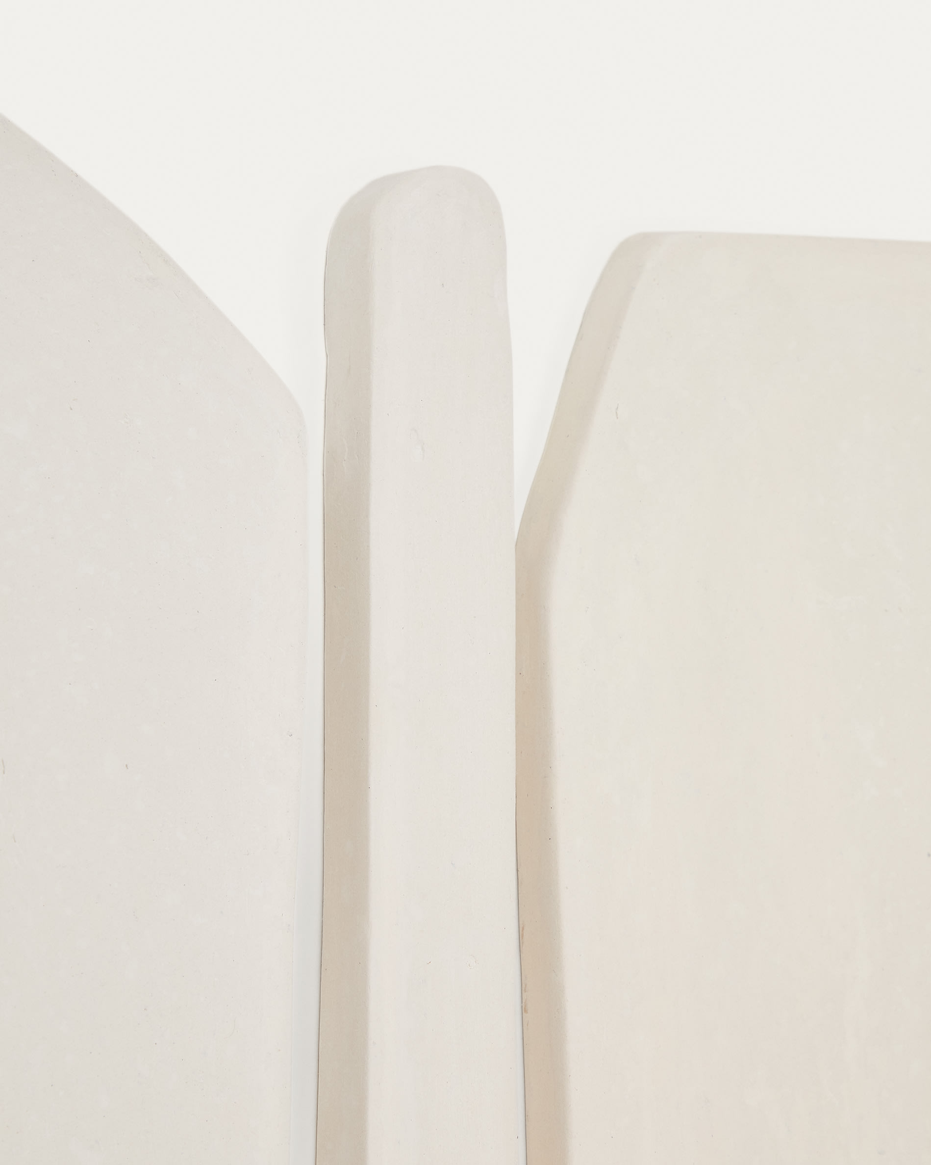 Siluna set of 4 wall panels in white papier-mâché