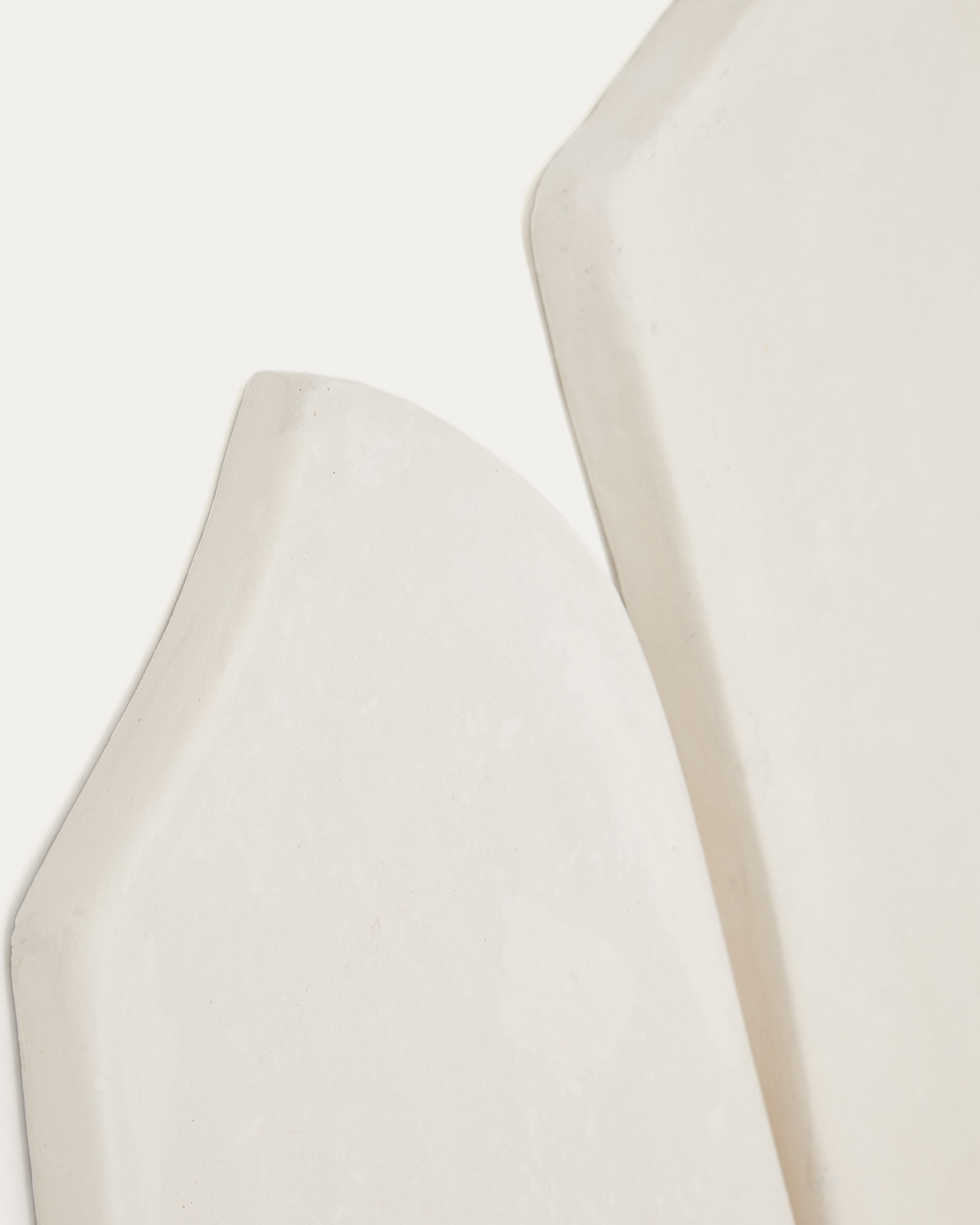 Siluna set of 4 wall panels in white papier-mâché