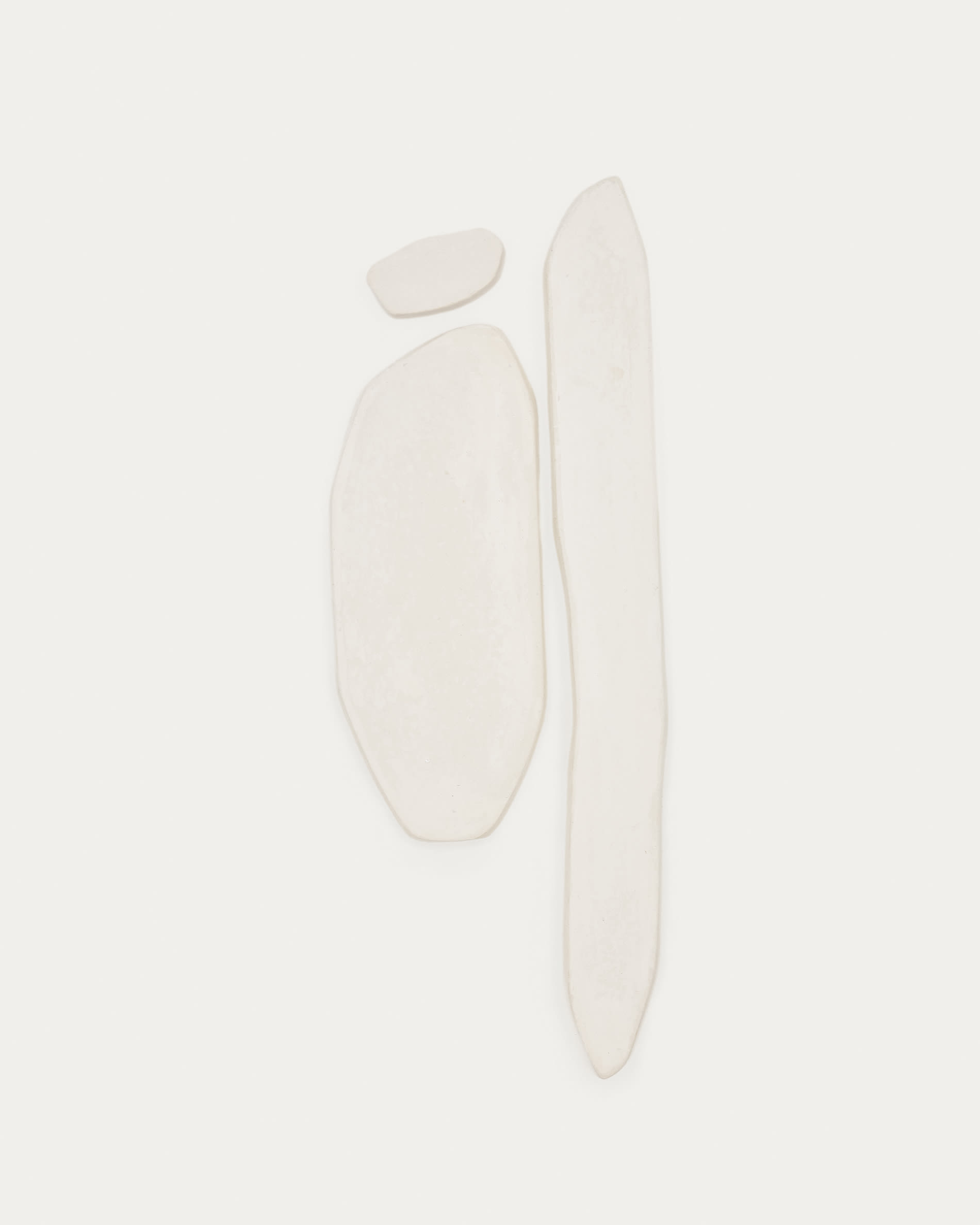 Siluna set of 3 elongated wall panels in white papier-mâché