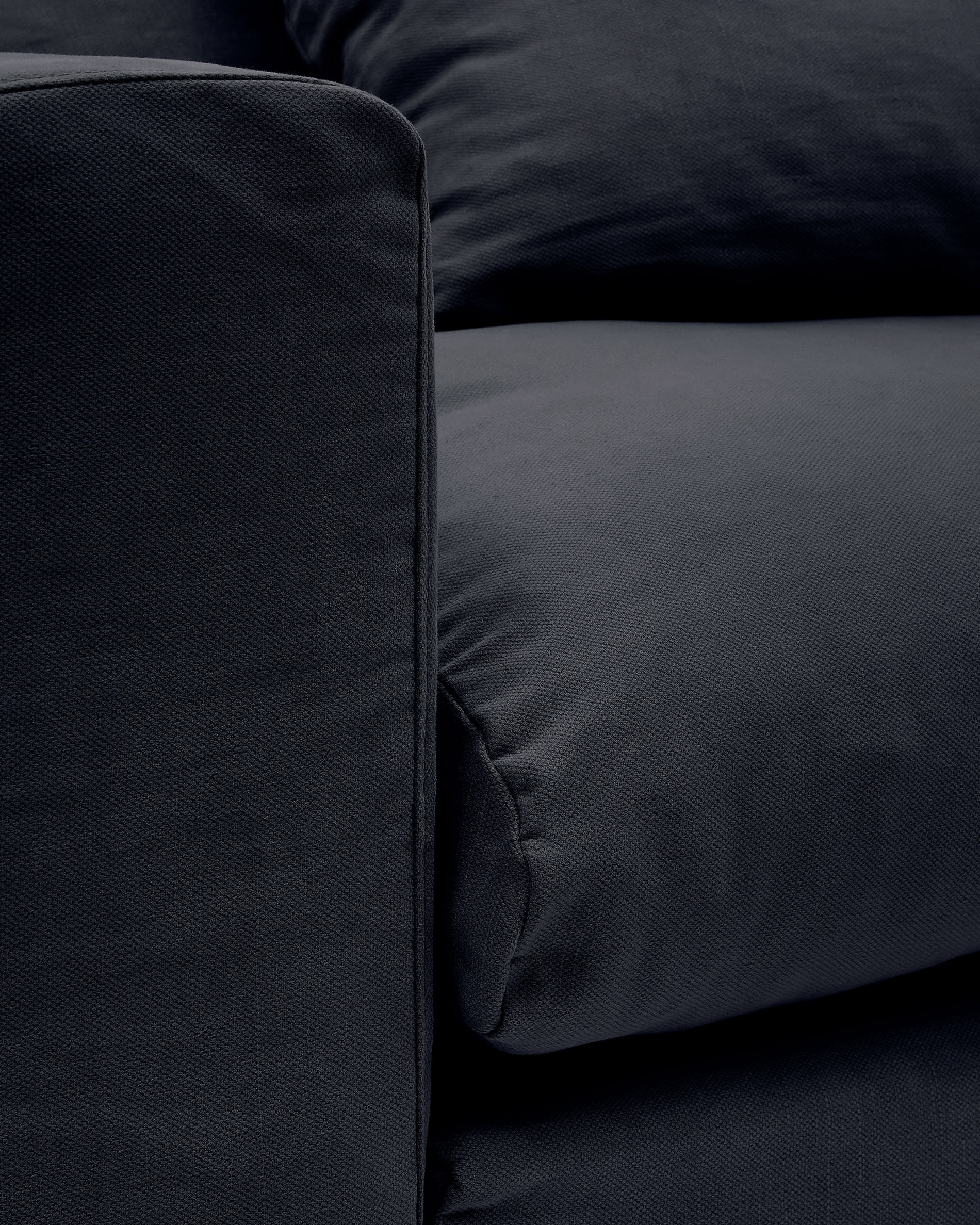 Nora armchair with removable cover with linen and cotton cushion in anthracite grey 140cm