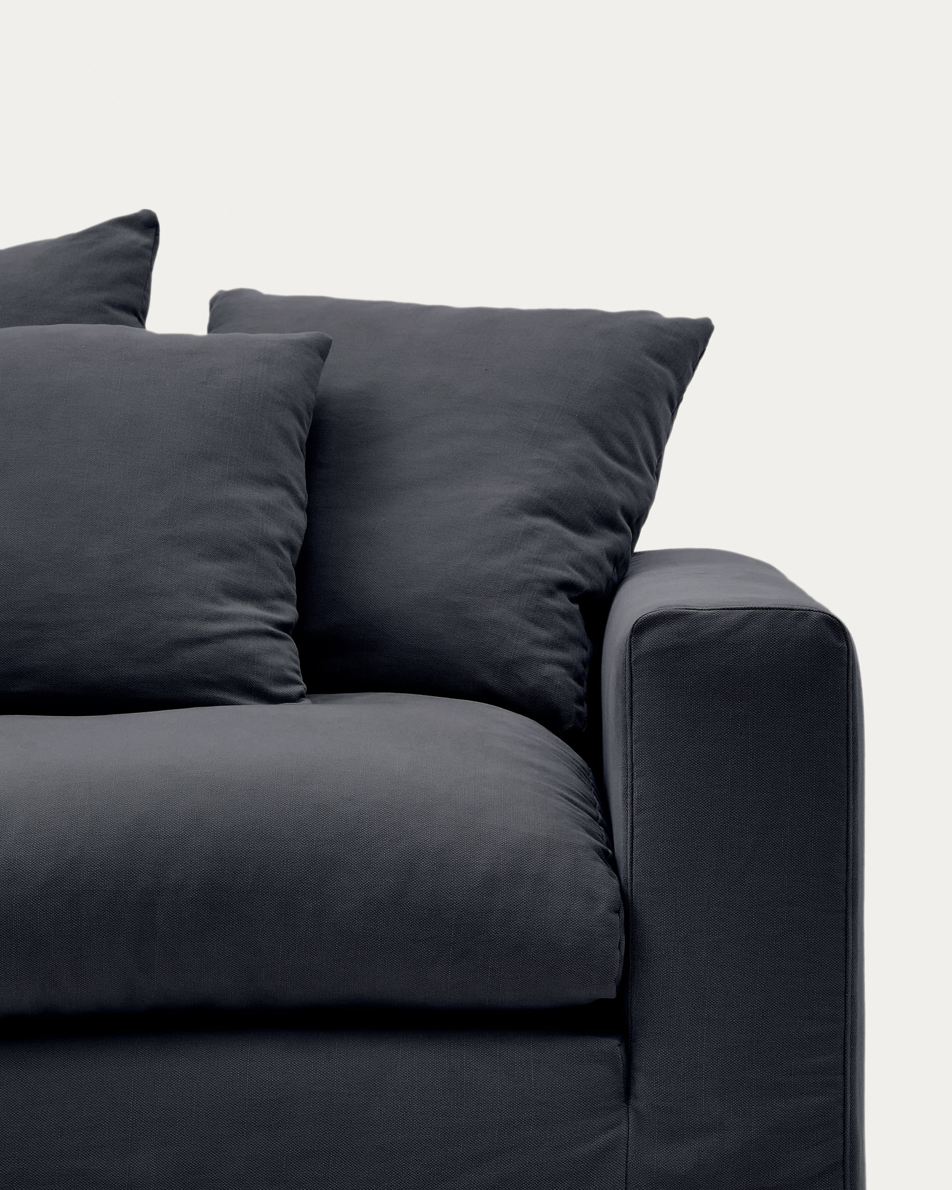 Nora armchair with removable cover with linen and cotton cushion in anthracite grey 140cm