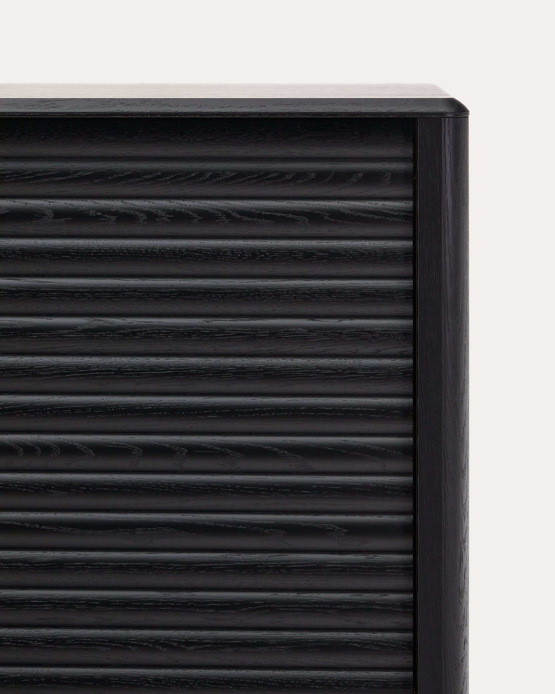 Lenon tall sideboard, 4 doors solid wood and black oak veneer 104,5x144 cm FSC Mix Credit