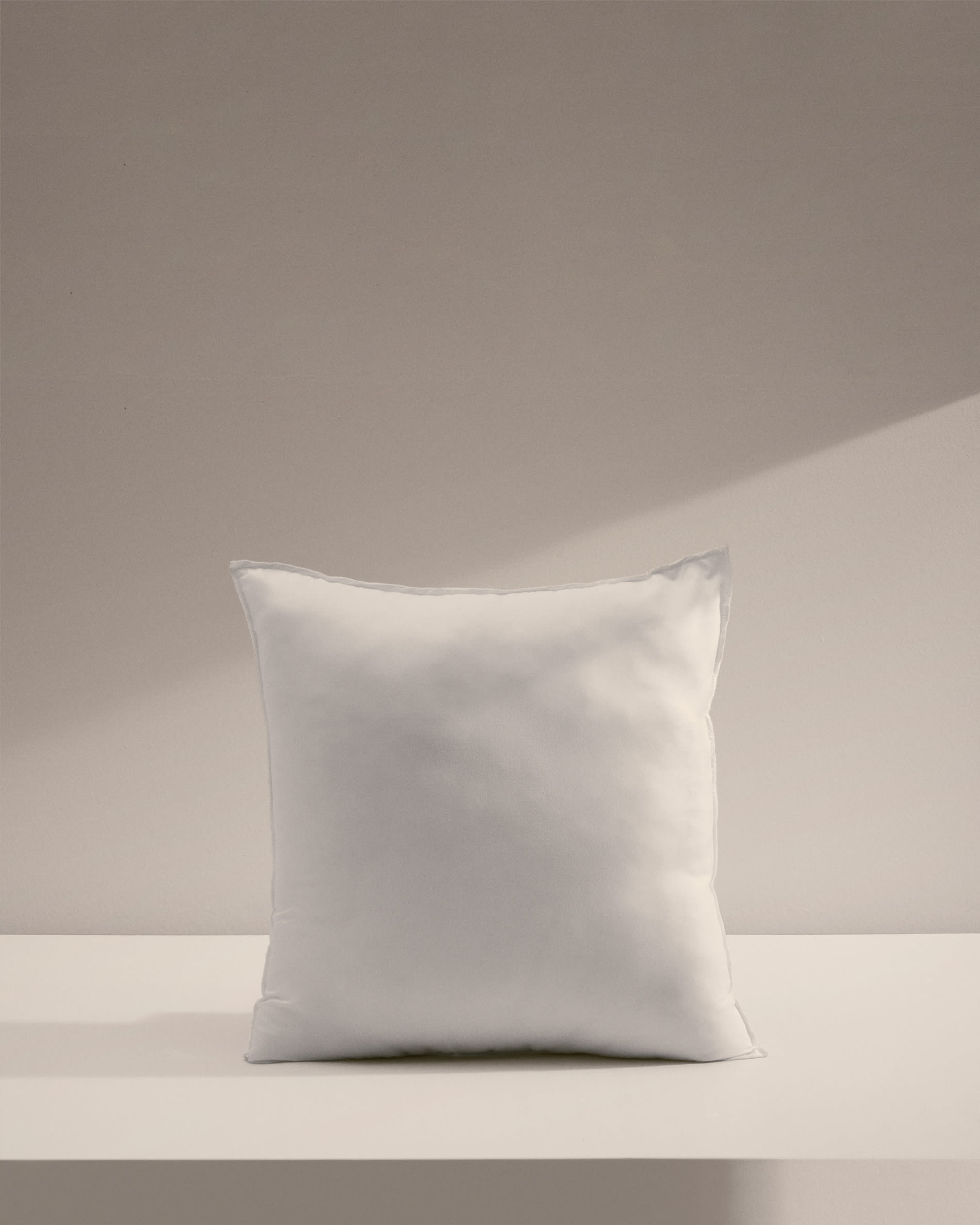 Nubu cushion filler made from recycled microfibre with gel effect 45 x 45 cm, made in Spain