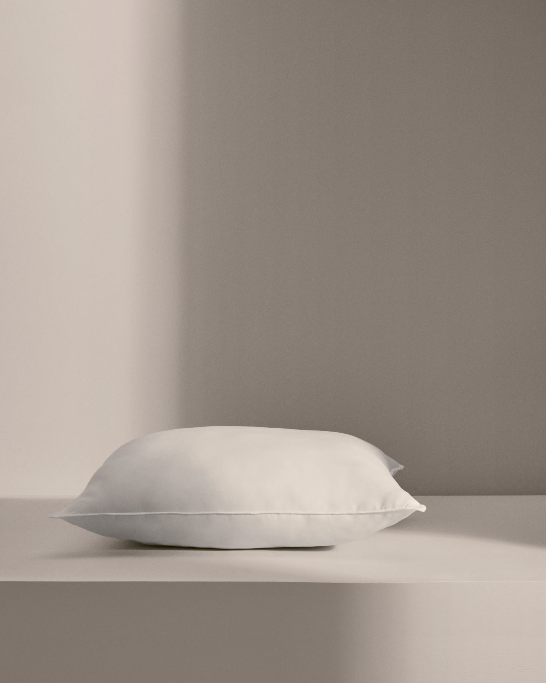 Nubu cushion filler made from recycled microfibre with gel effect 50 x 50 cm, made in Spain