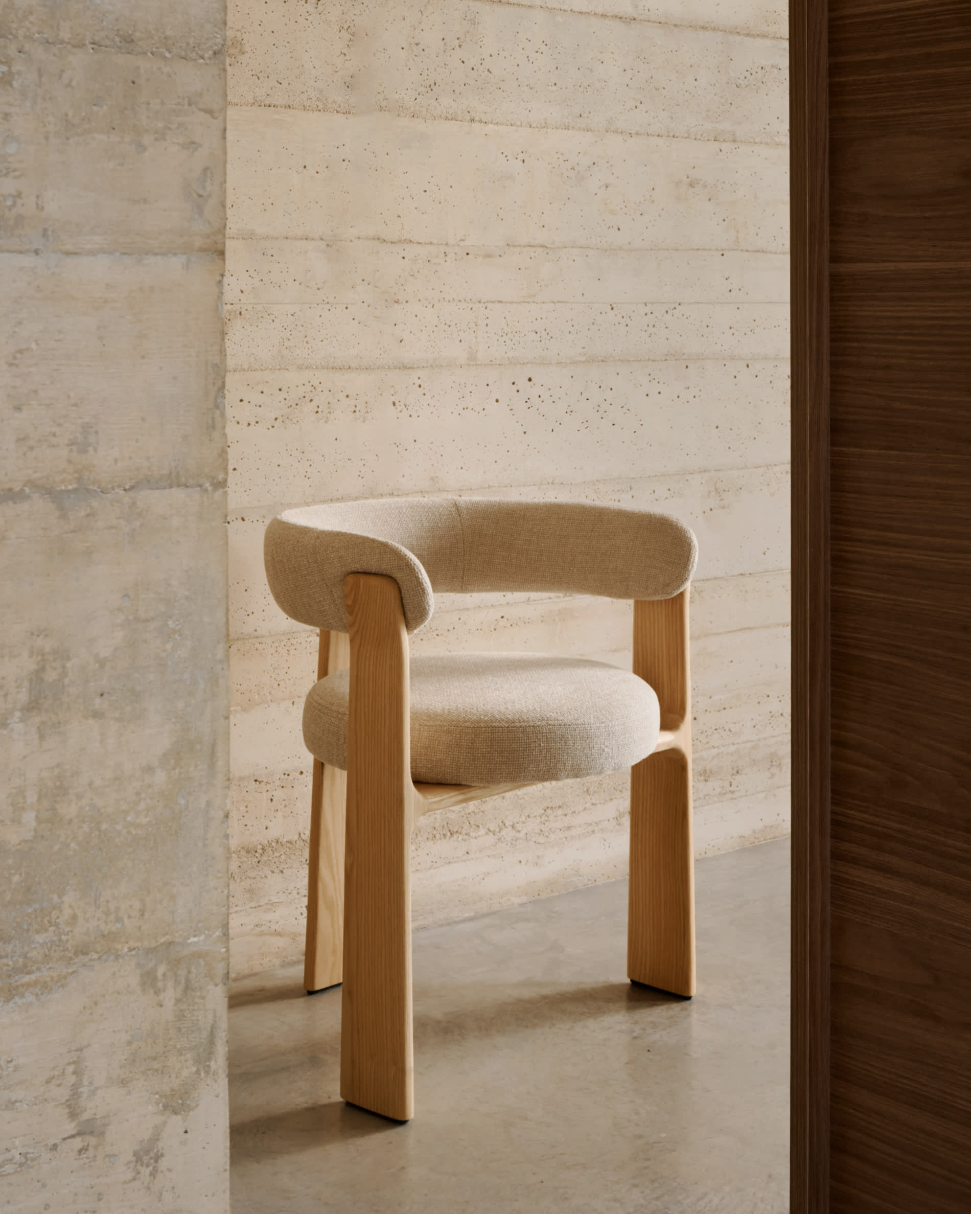 Granite fire-retardant chair (3 legs) in beige chenille and solid ash wood with natural-coloured finish FSC 100%