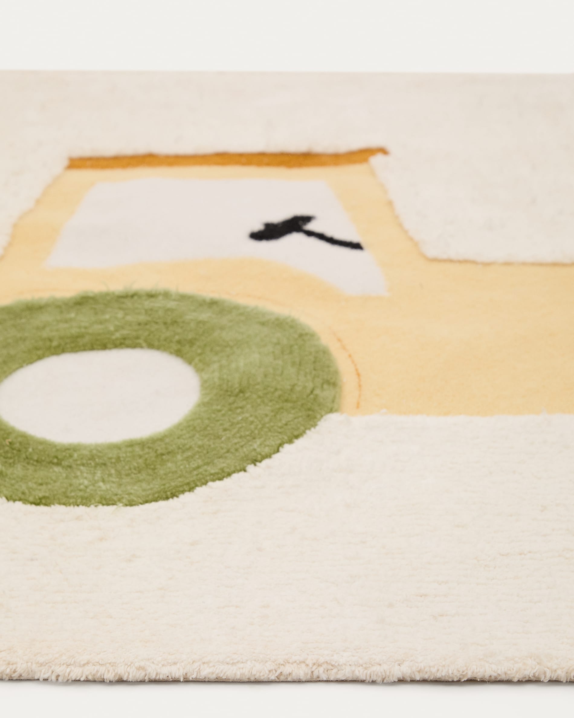 Pecky beige, 100% cotton rug with a tractor feature, 90 x 150 cm