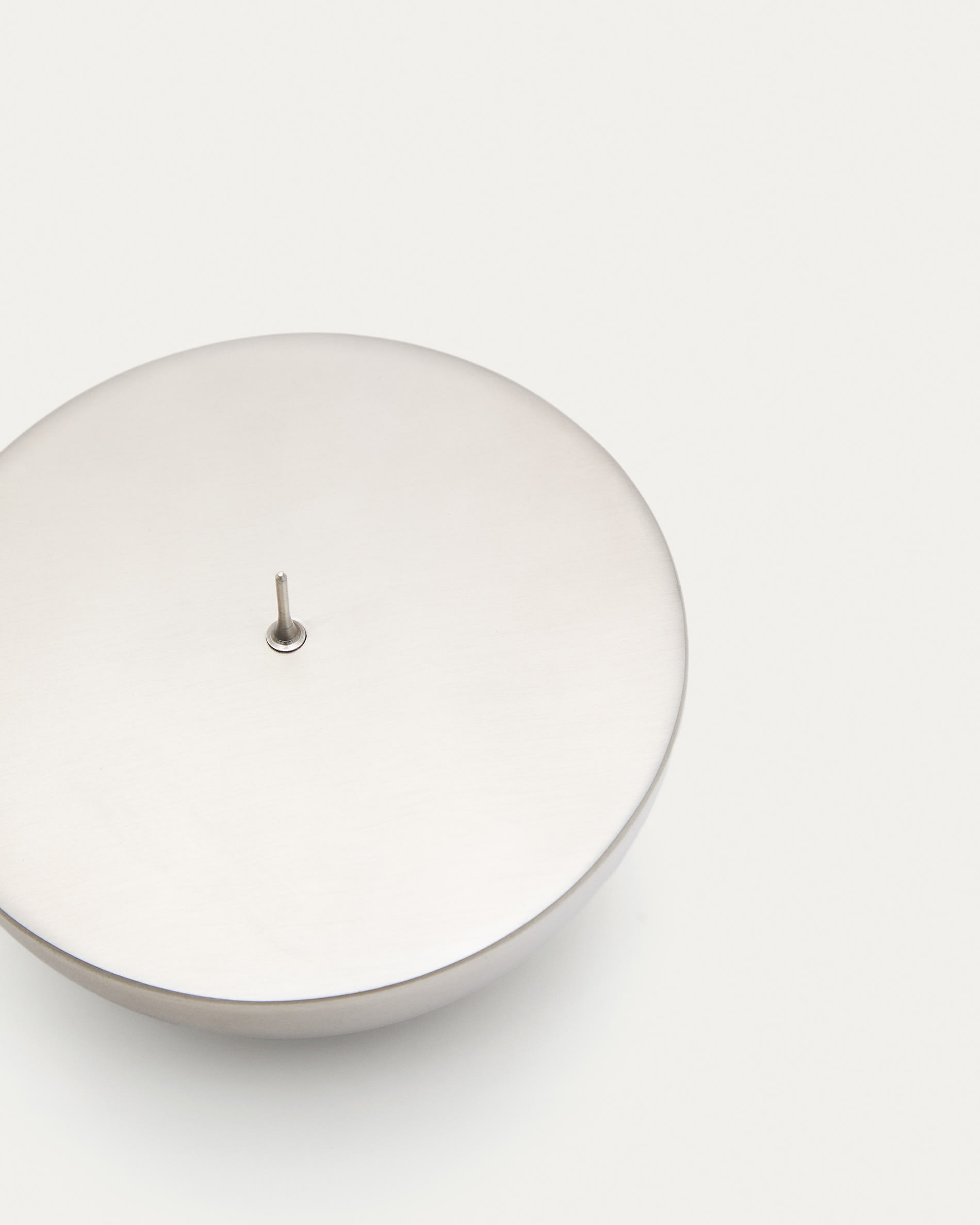 Quira small candle holder in silver-plated stainless steel