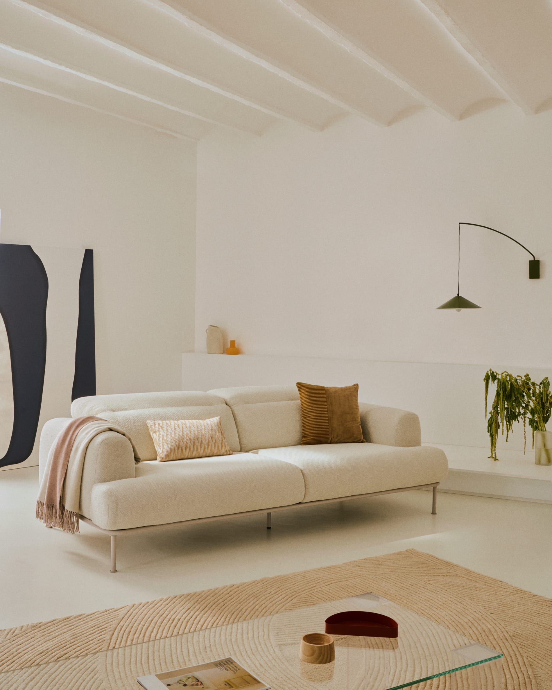 Aurum 3-seater sofa in ecru chenille with reclining headrest and matte beige metal base 234cm FSC Mix Credit