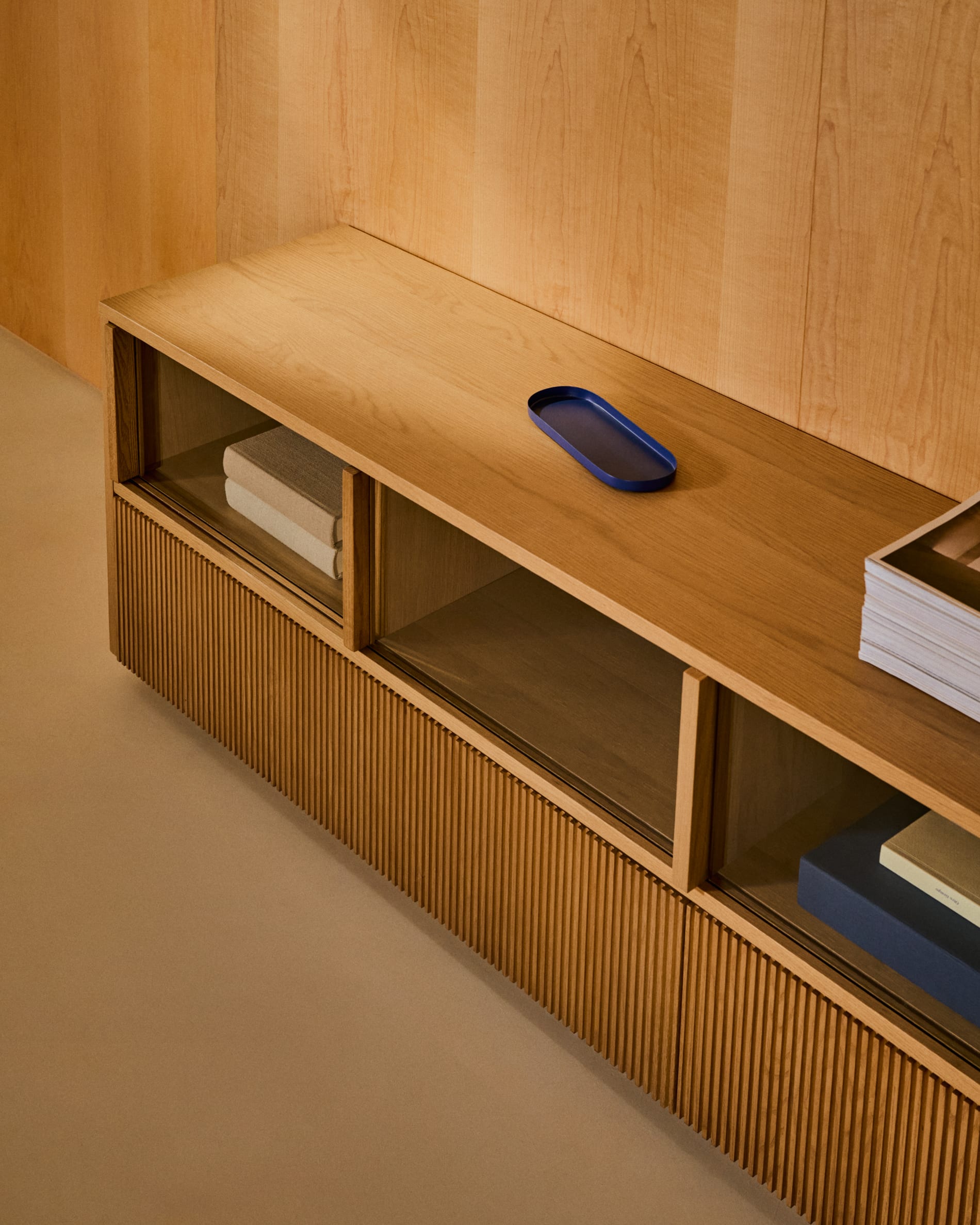 Helvine TV stand 4 doors and 2 drawers oak veneer and tempered glass, 200 x 54 cm FSC 100%