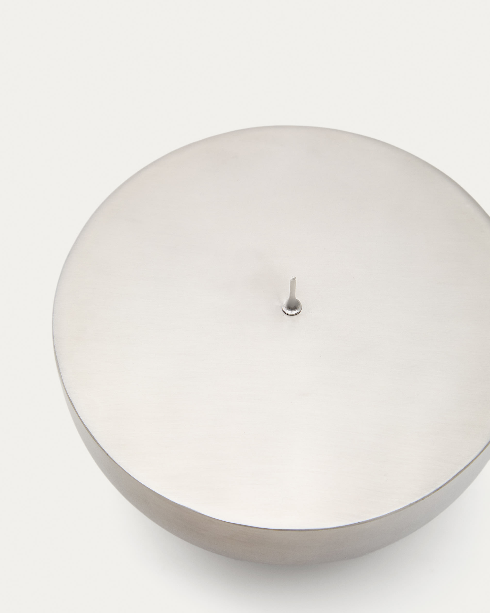 Quira large candle holder in silver-plated stainless steel