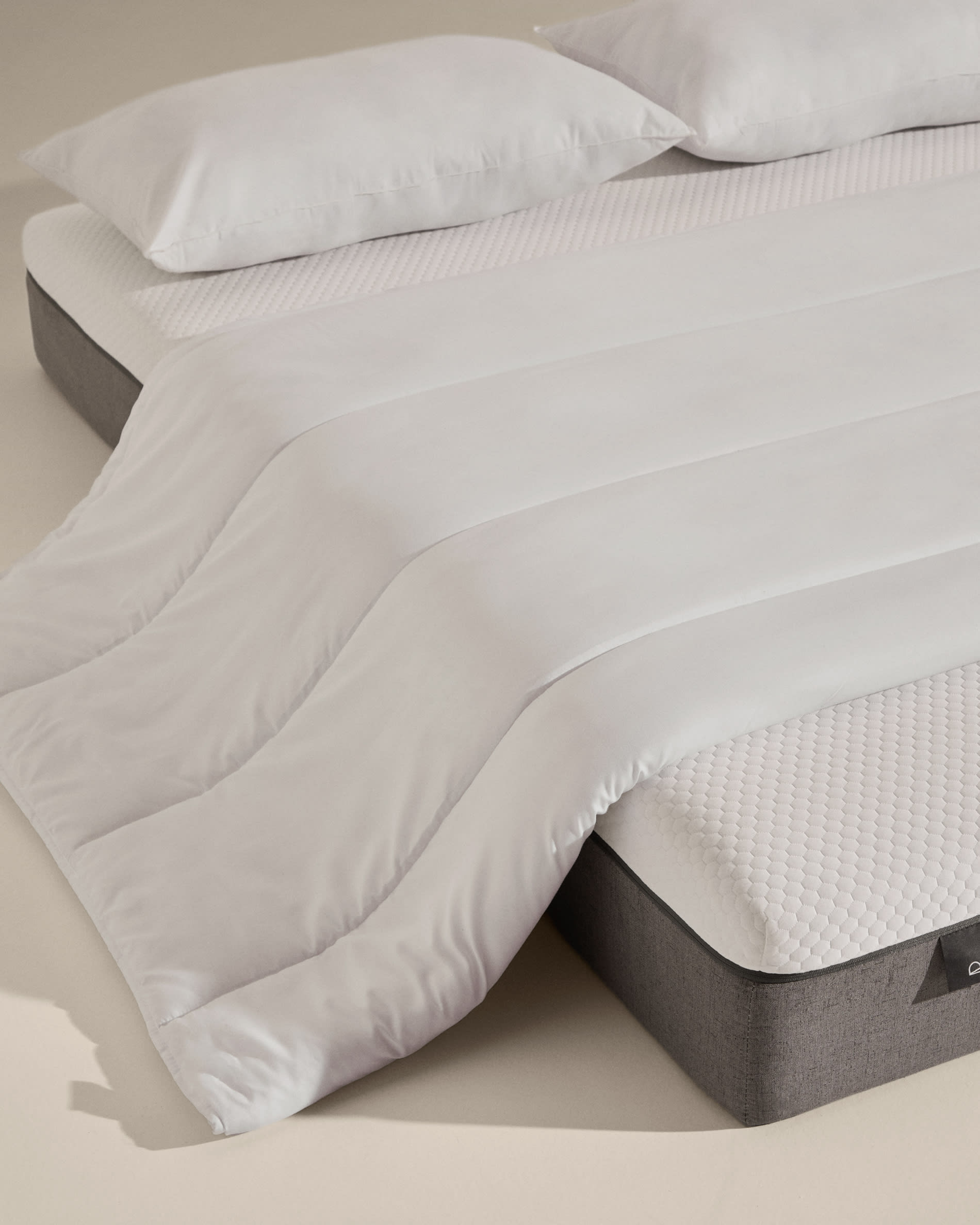 Atra 190gsm down and feather duvet for 150/160cm bed made in Spain