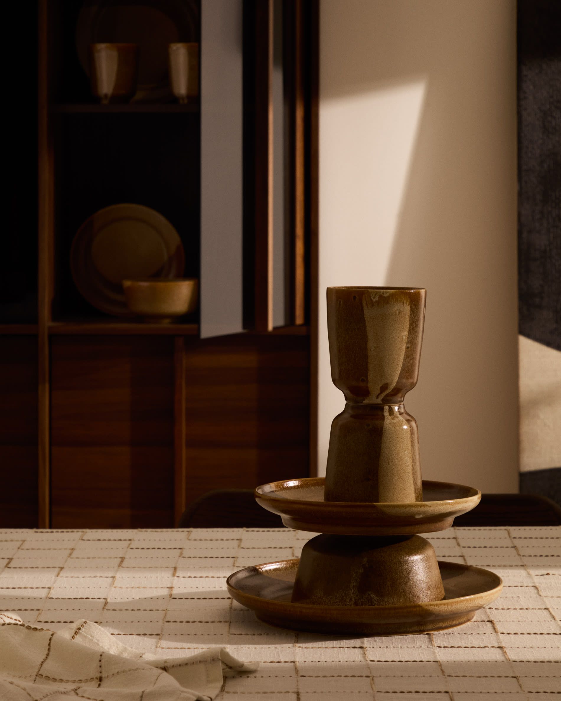 Brown ceramic Nagoli dessert plate