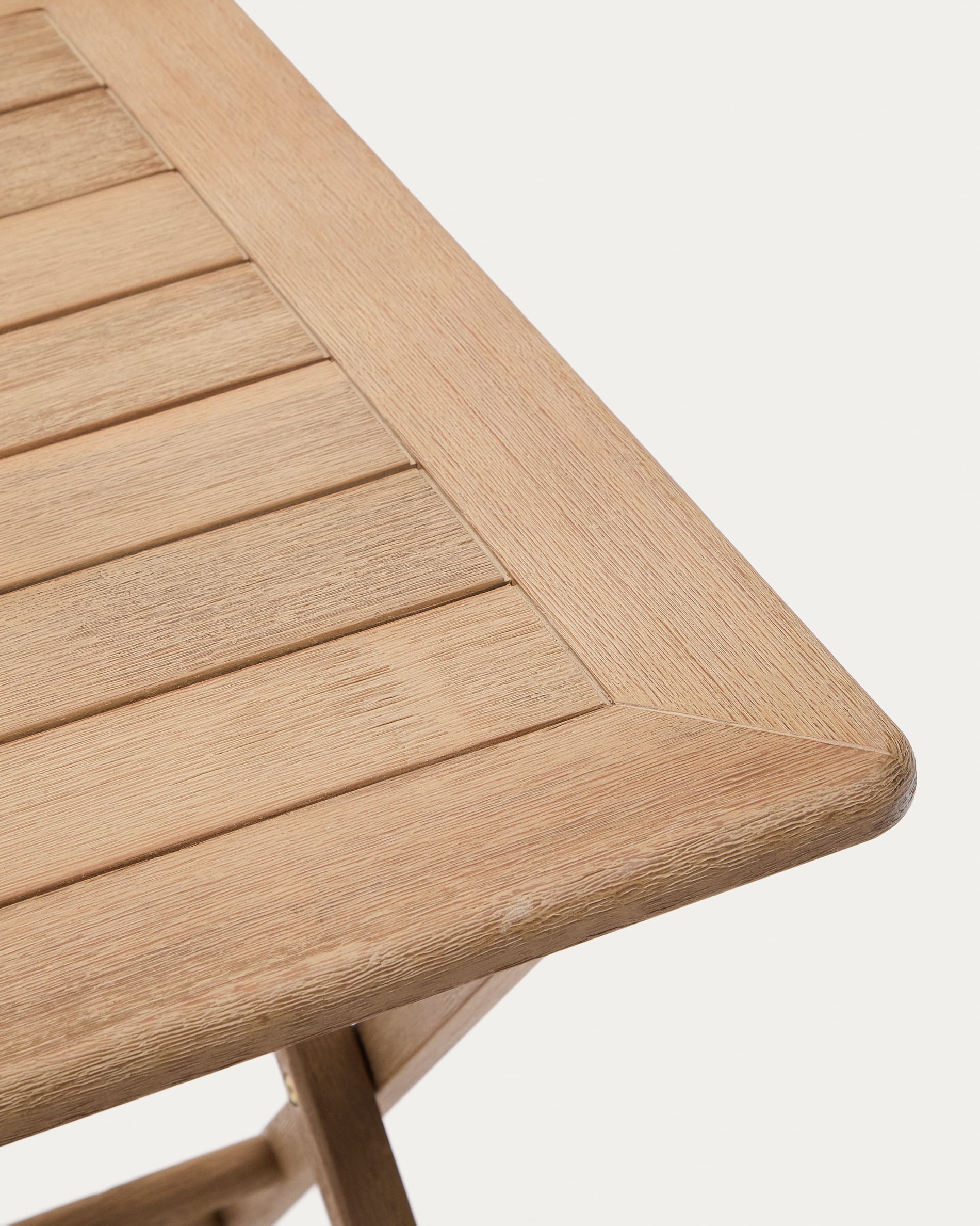 Dandara folding table in FSC 100% solid acacia wood 66 x 66cm