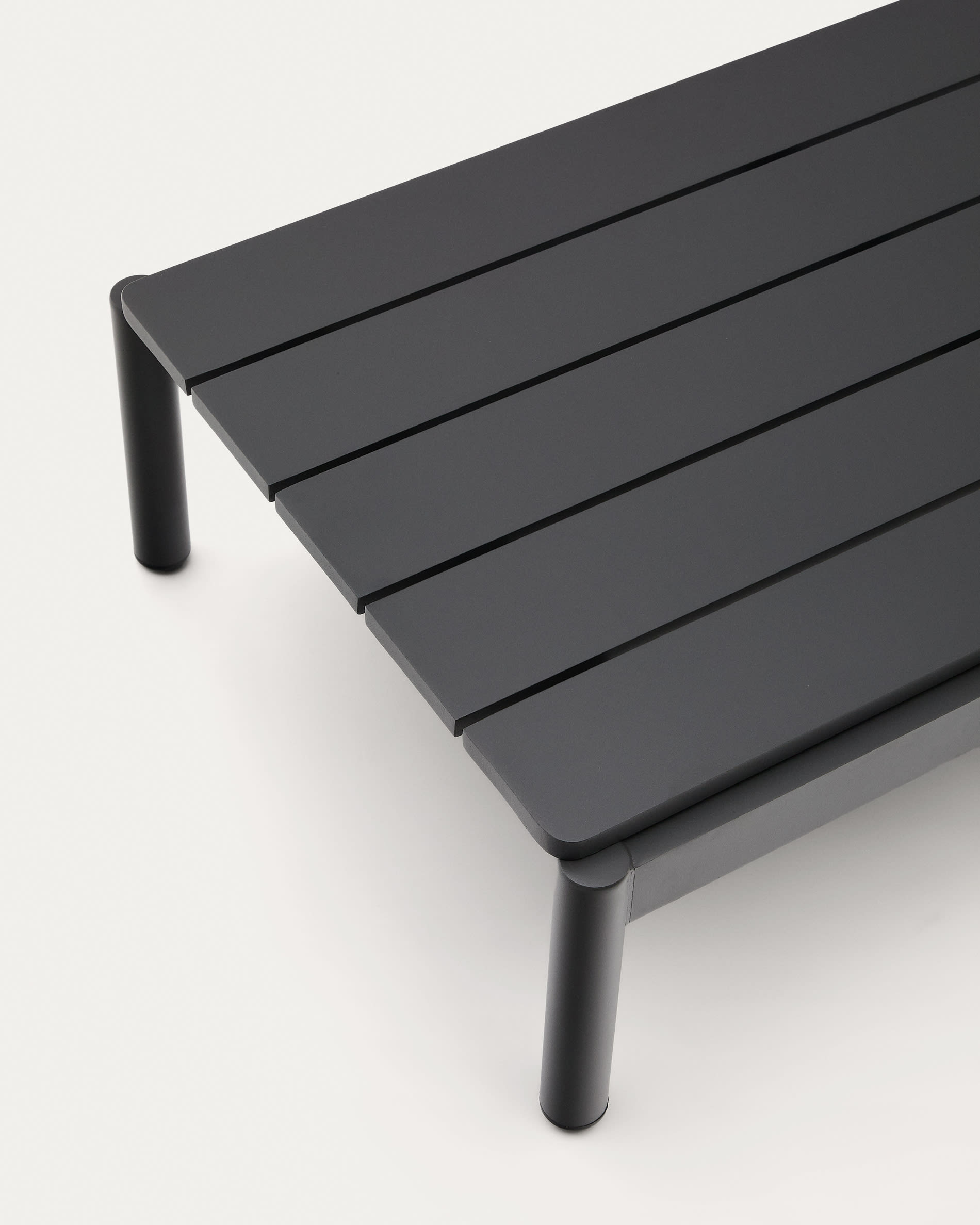 Sorells coffee table in grey aluminum 52,4 x 91 cm