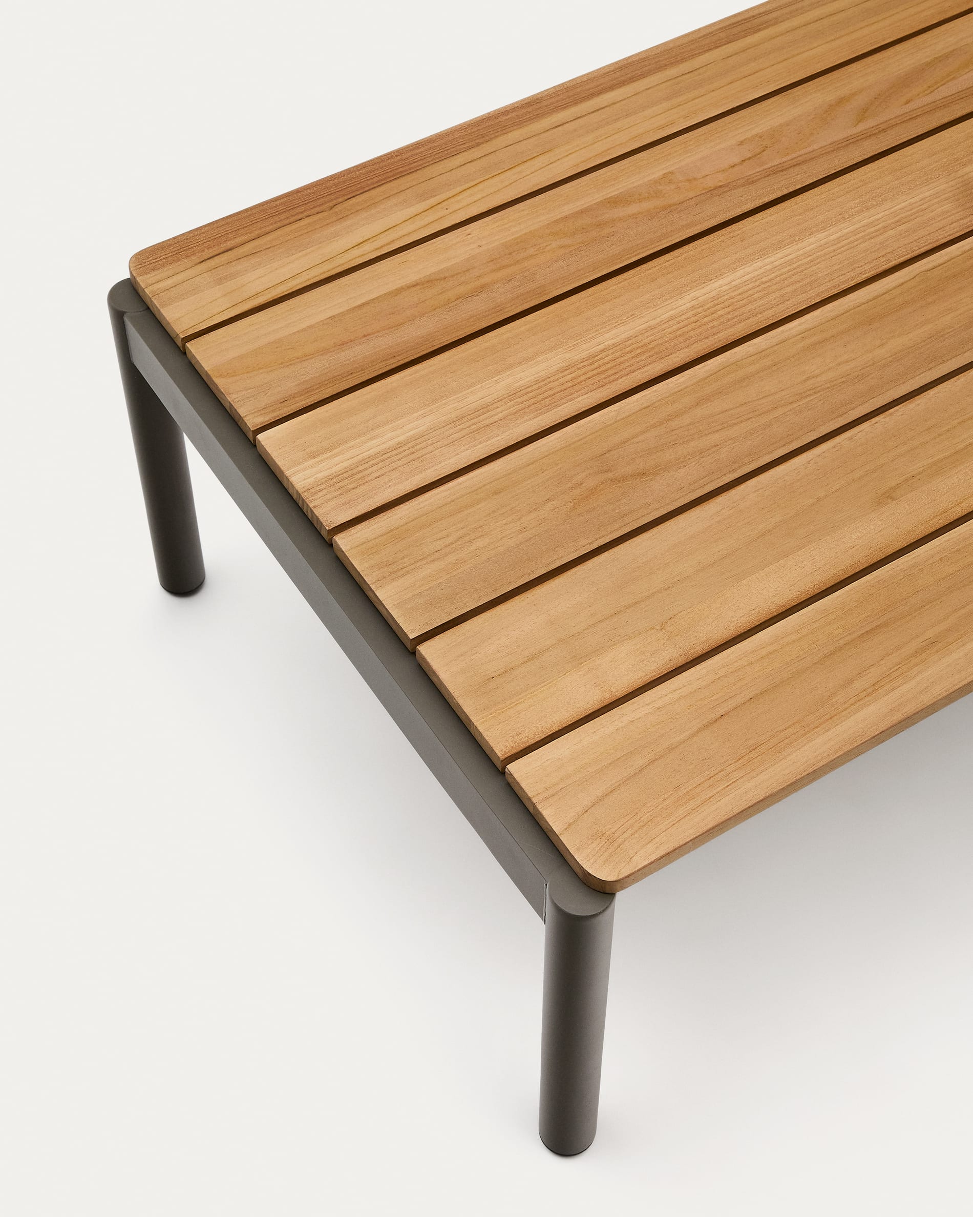 Sorells coffee table in green aluminum and teak wood 63 x 144,6 cm FSC 100%