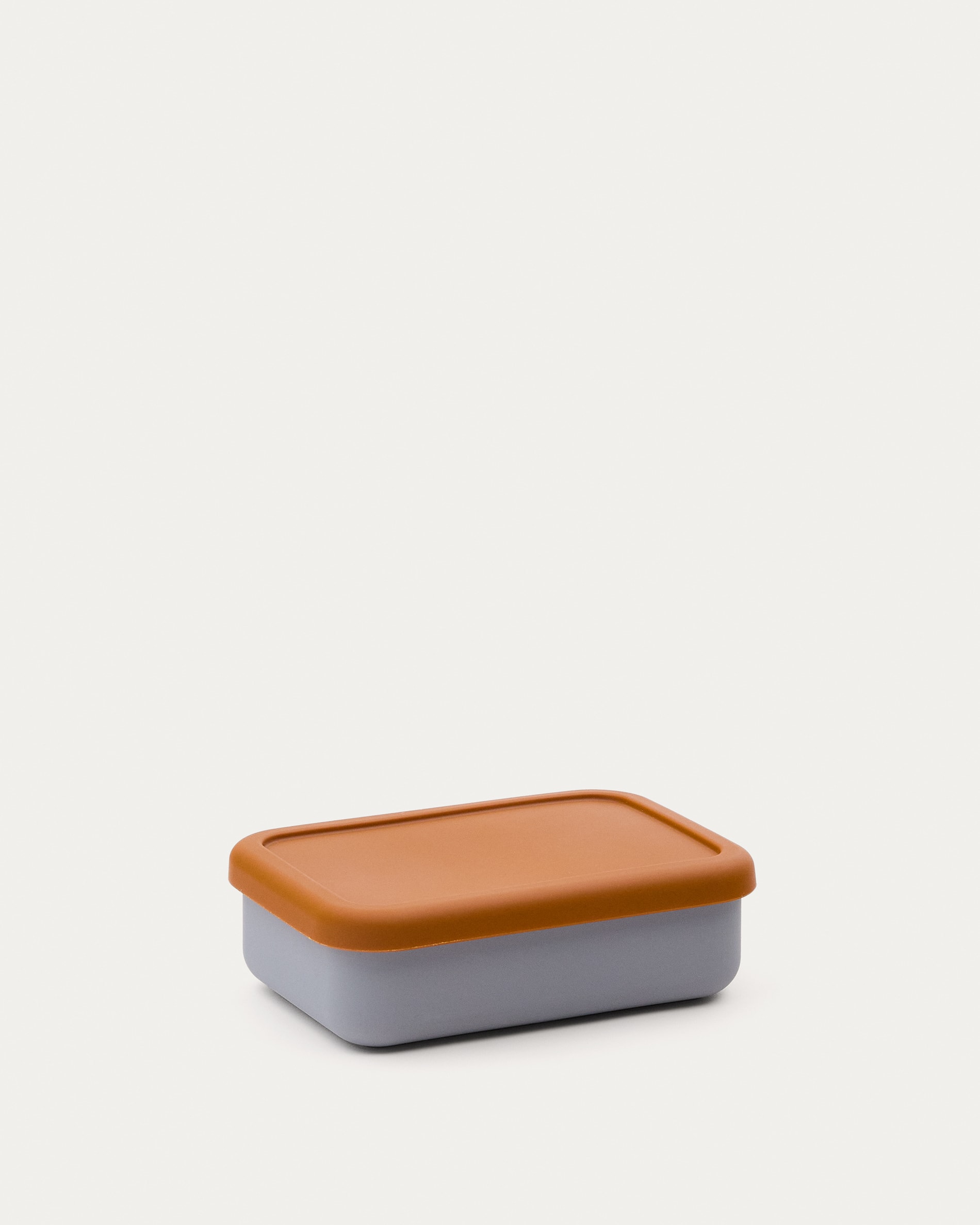 Lili lunch box in orange and blue silicone