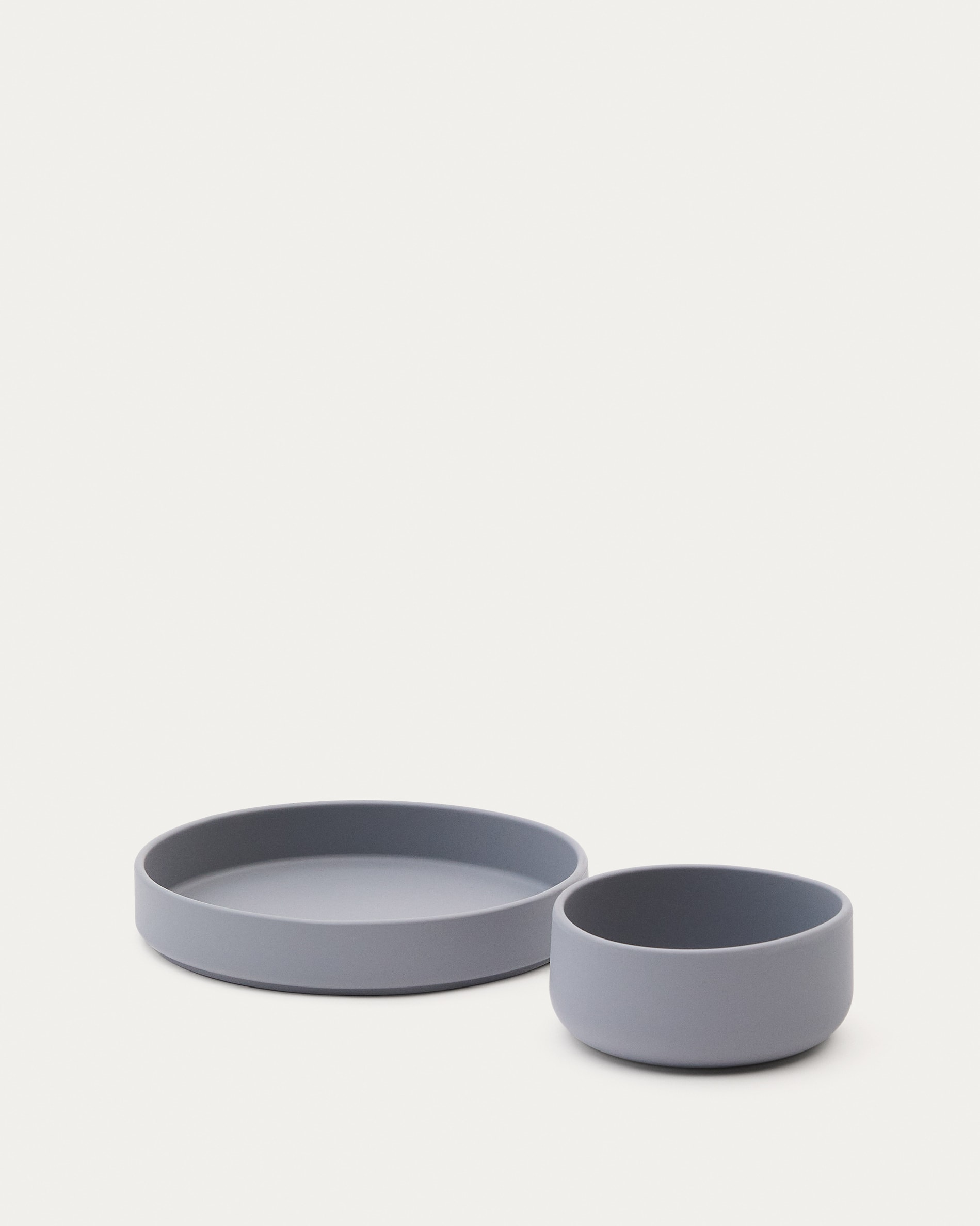 Lili plate and bowl set in blue silicone