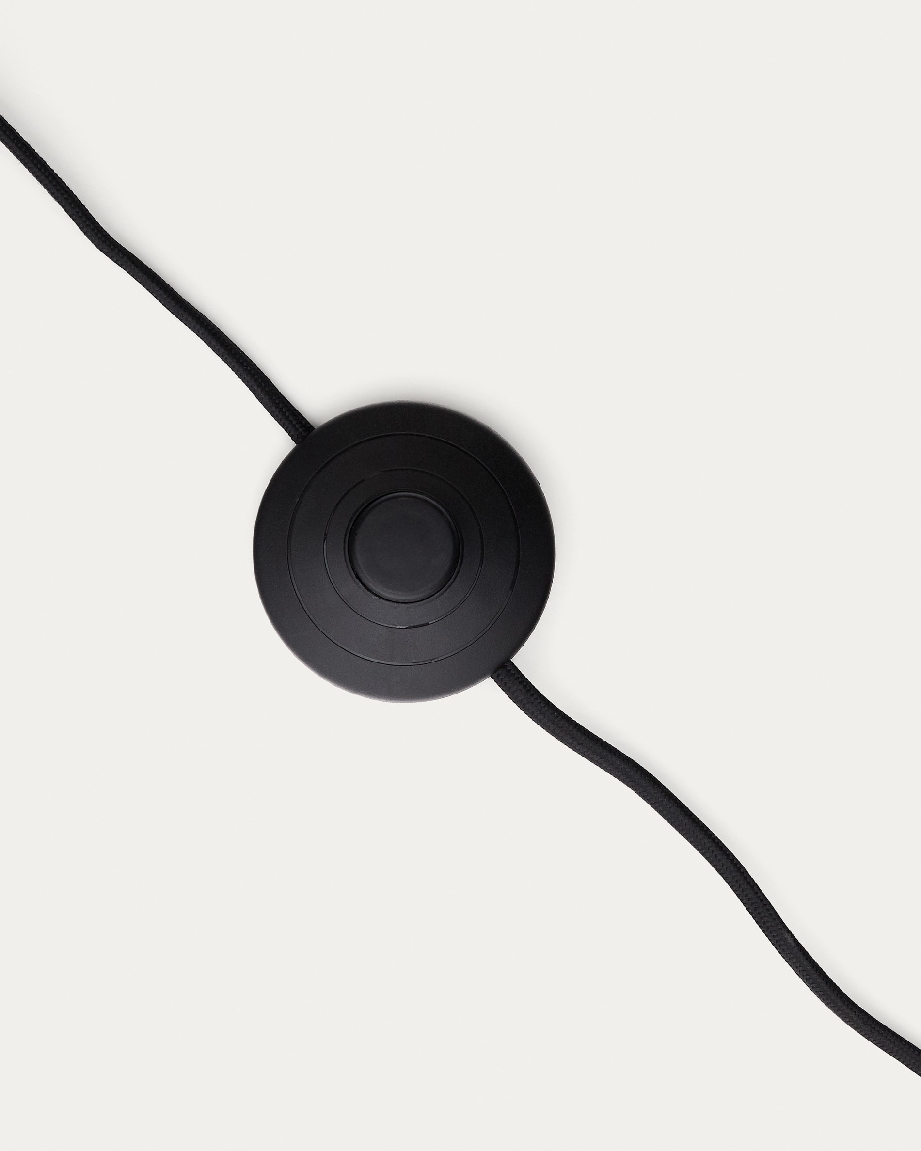 Manie metal floor lamp with black cast-iron-effect finish