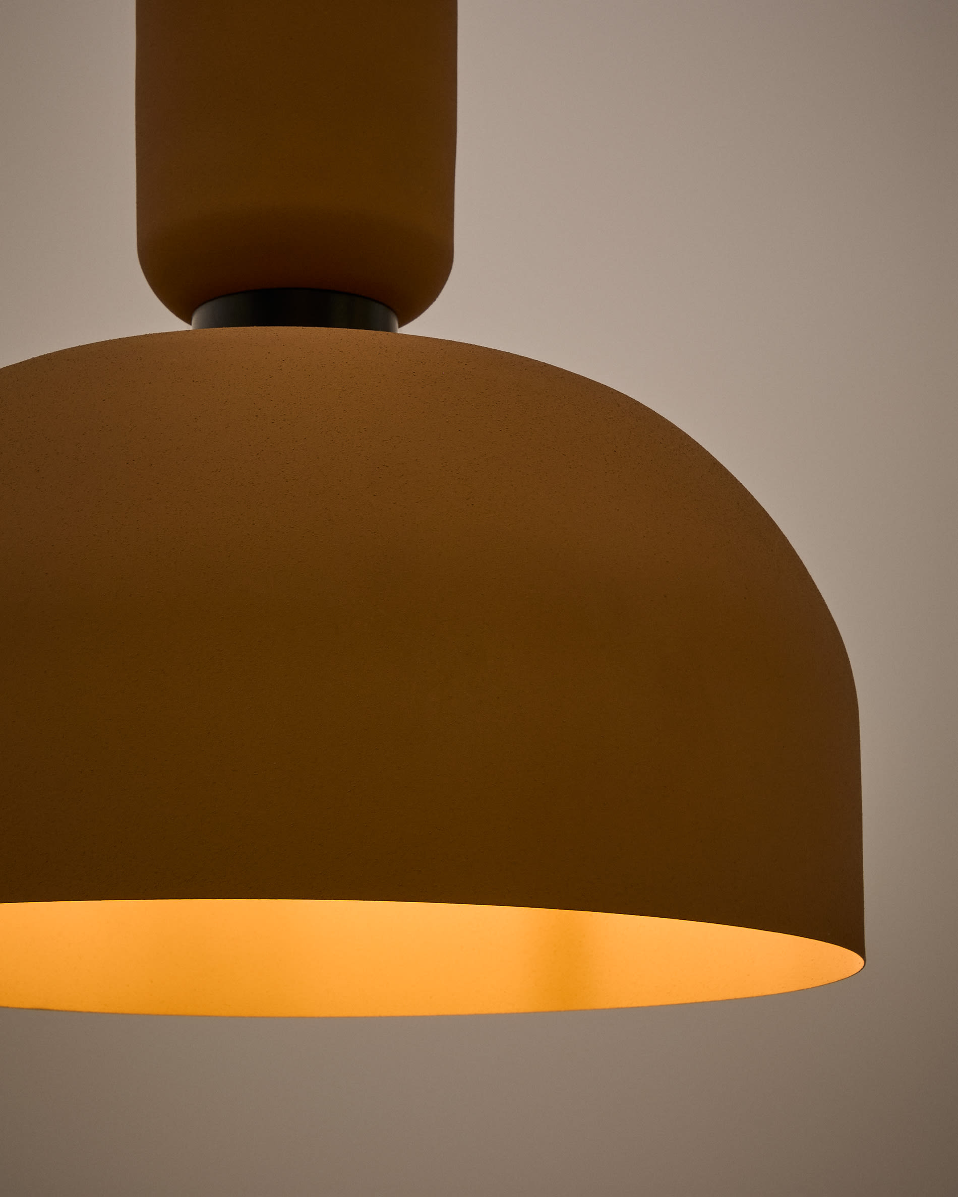 Nibla ceiling lamp in terracotta-effect metal Ø40cm