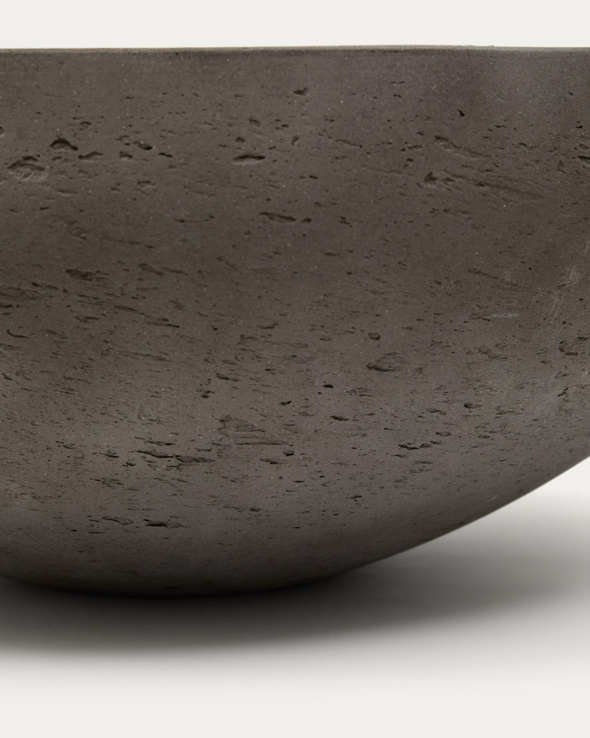 Set of 2 Nura terracotta cement-effect planters Ø55 cm