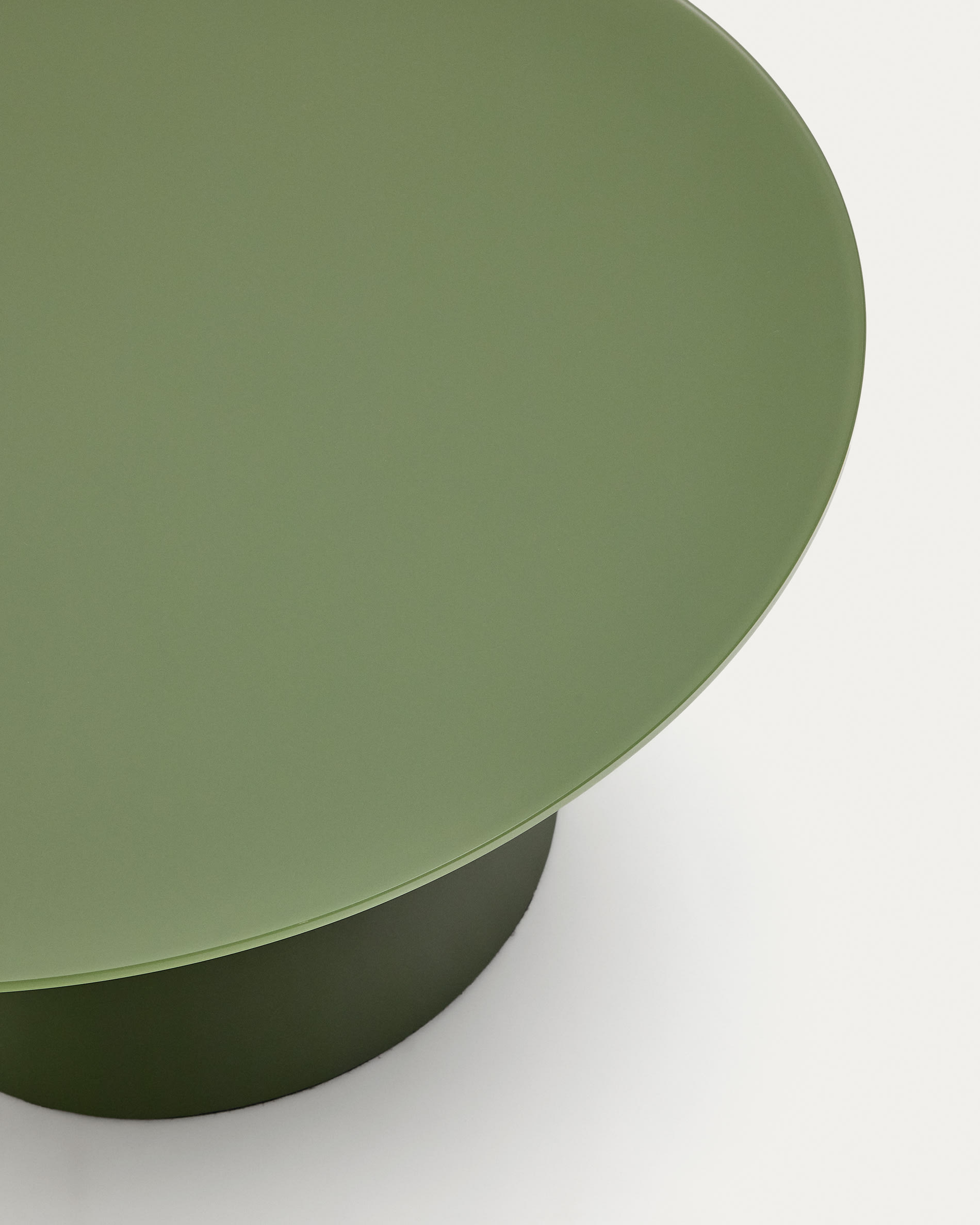 Wilshire coffee table with frosted tempered glass and matt green painted steel finish Ø80cm