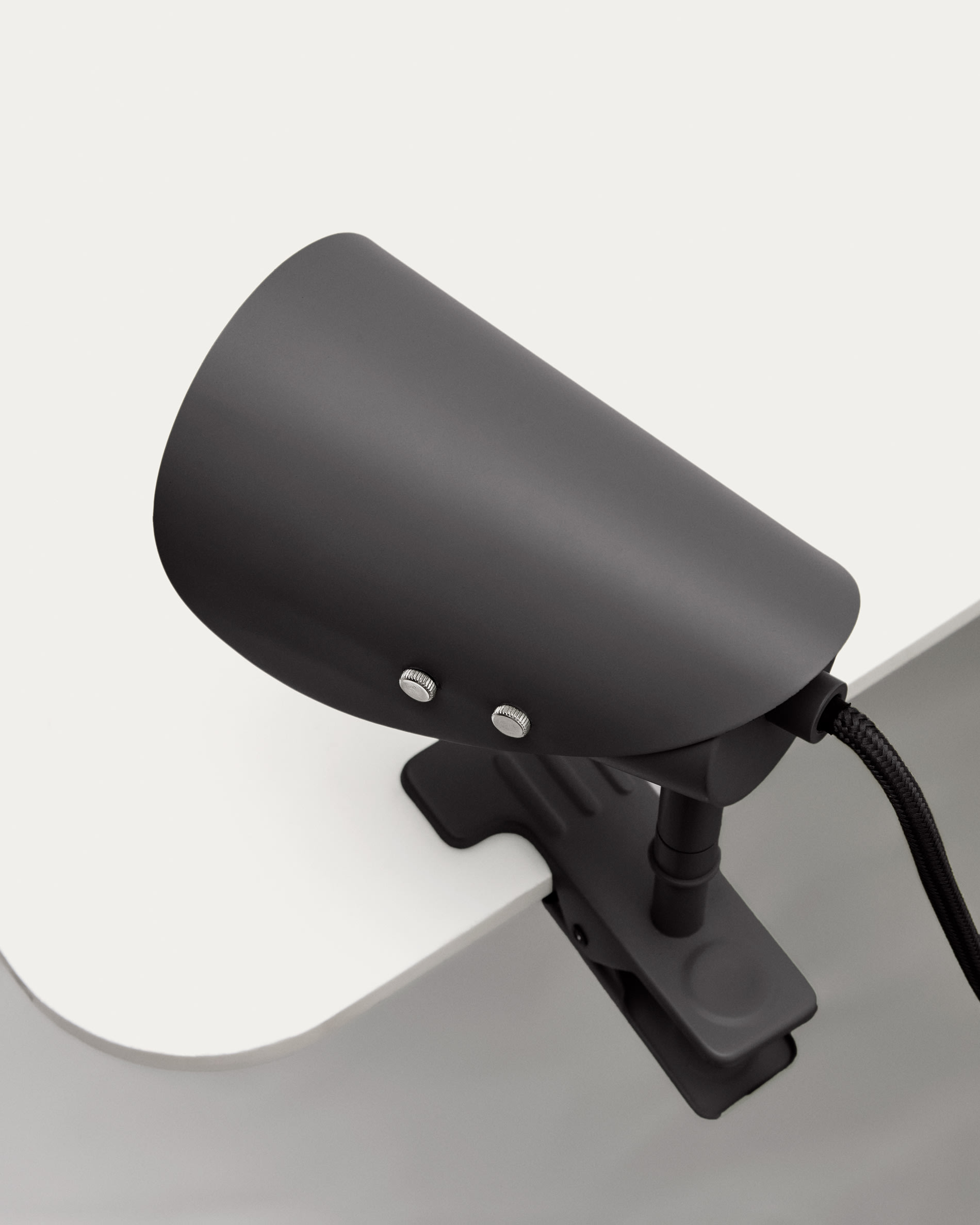 Jula small lamp with clamp in black metal