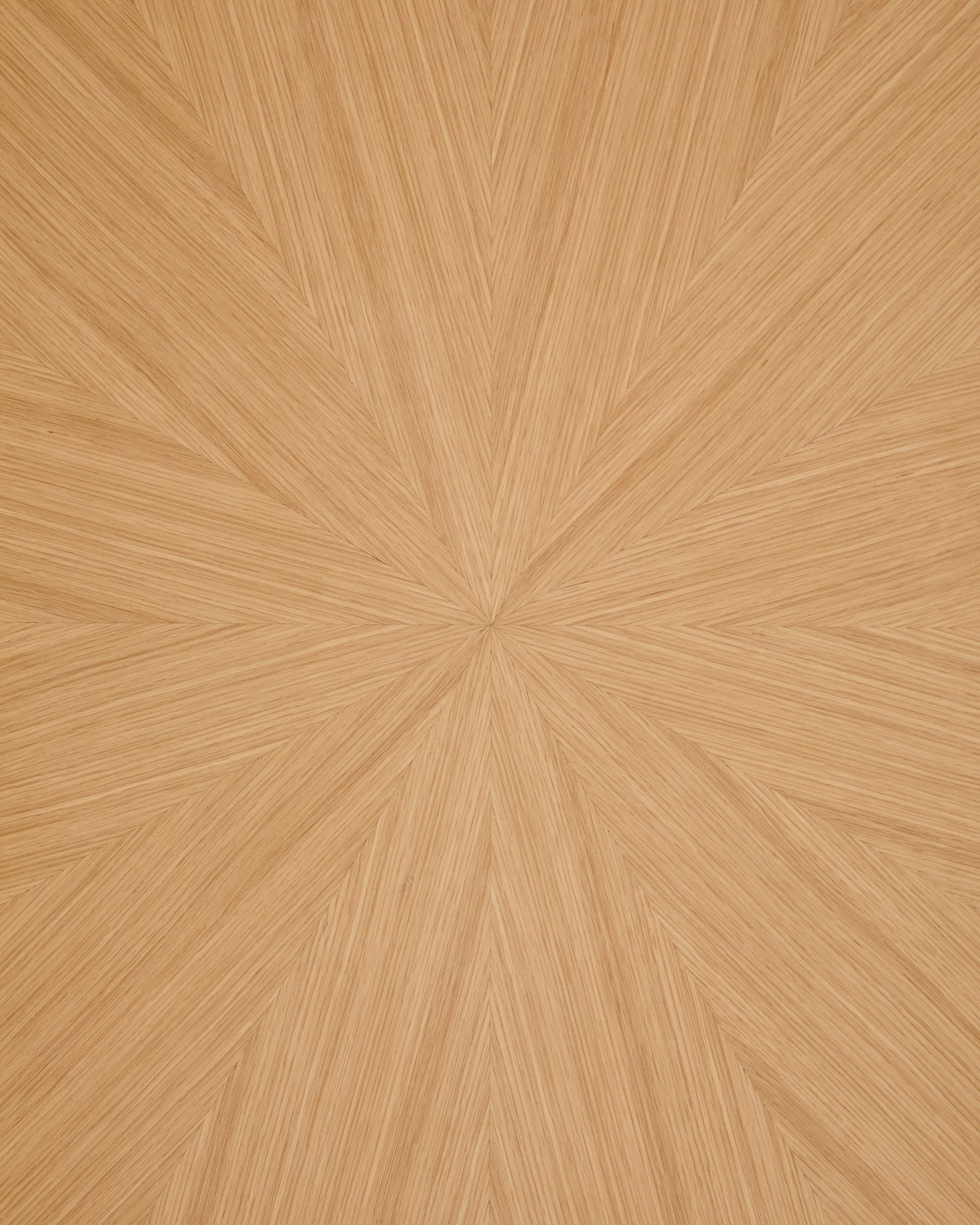Naanim round table in oak veneer, Ø 120 cm