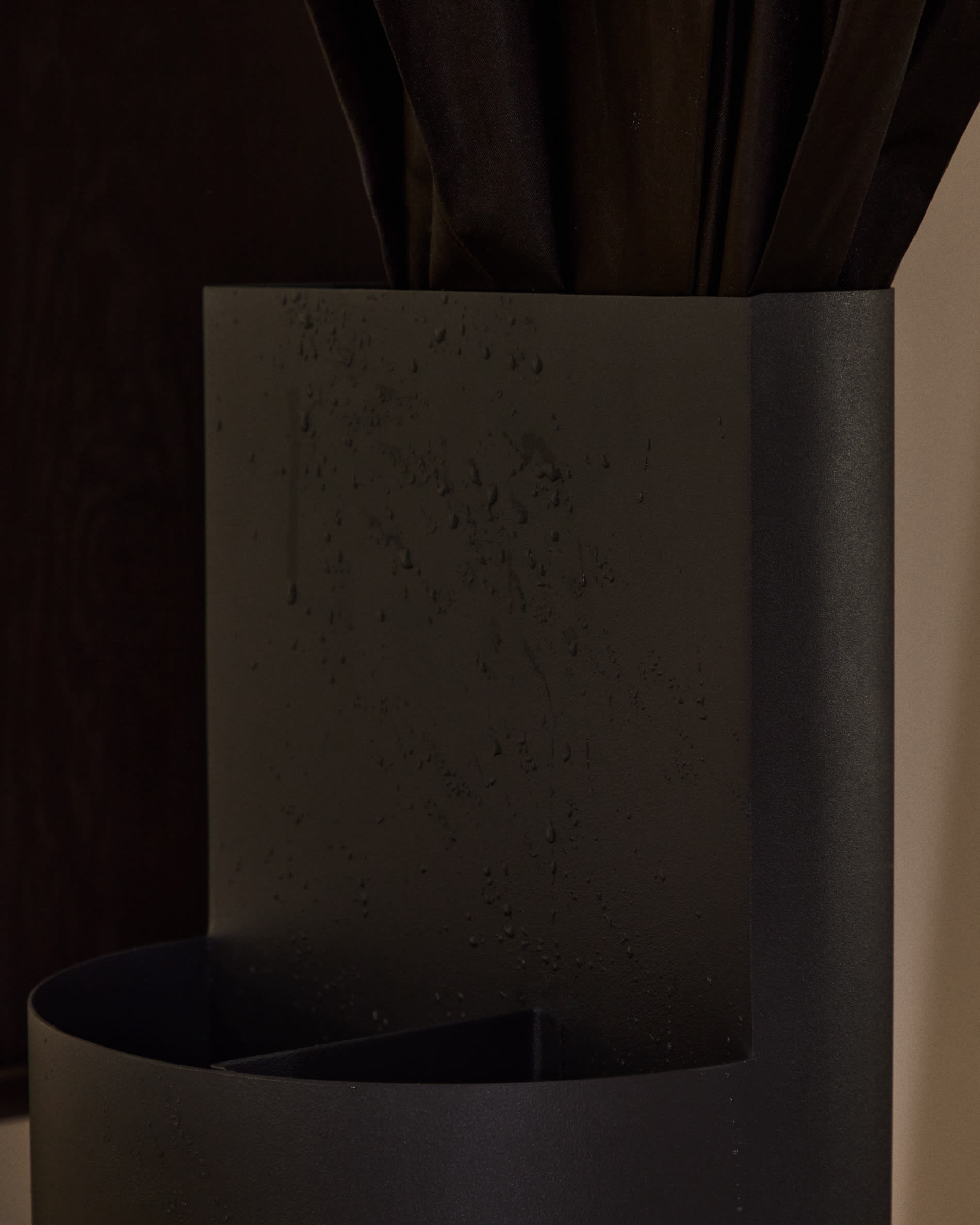 Atin grey metal small umbrella stand