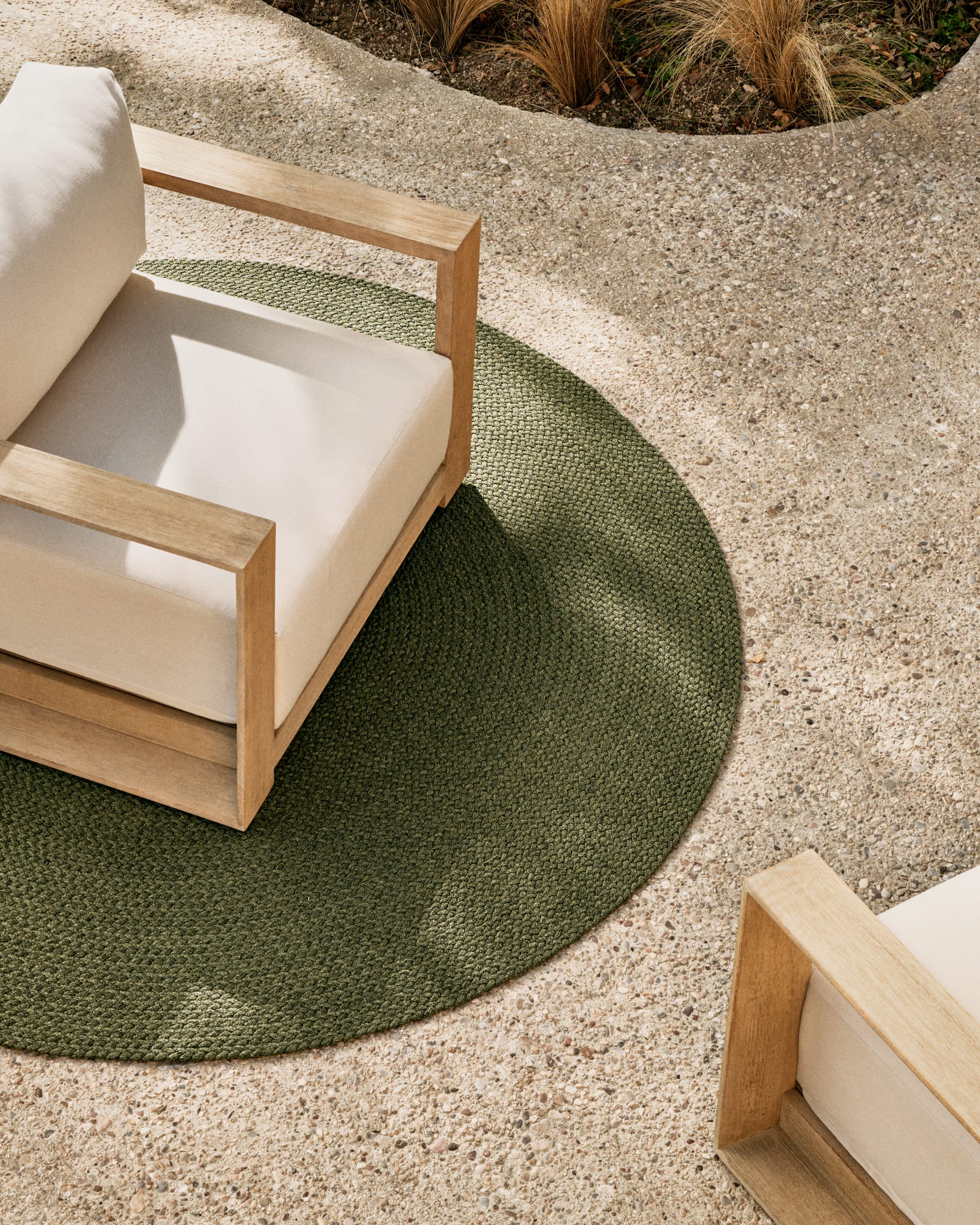 Ambra armchair in solid acacia wood with light finish FSC 100%