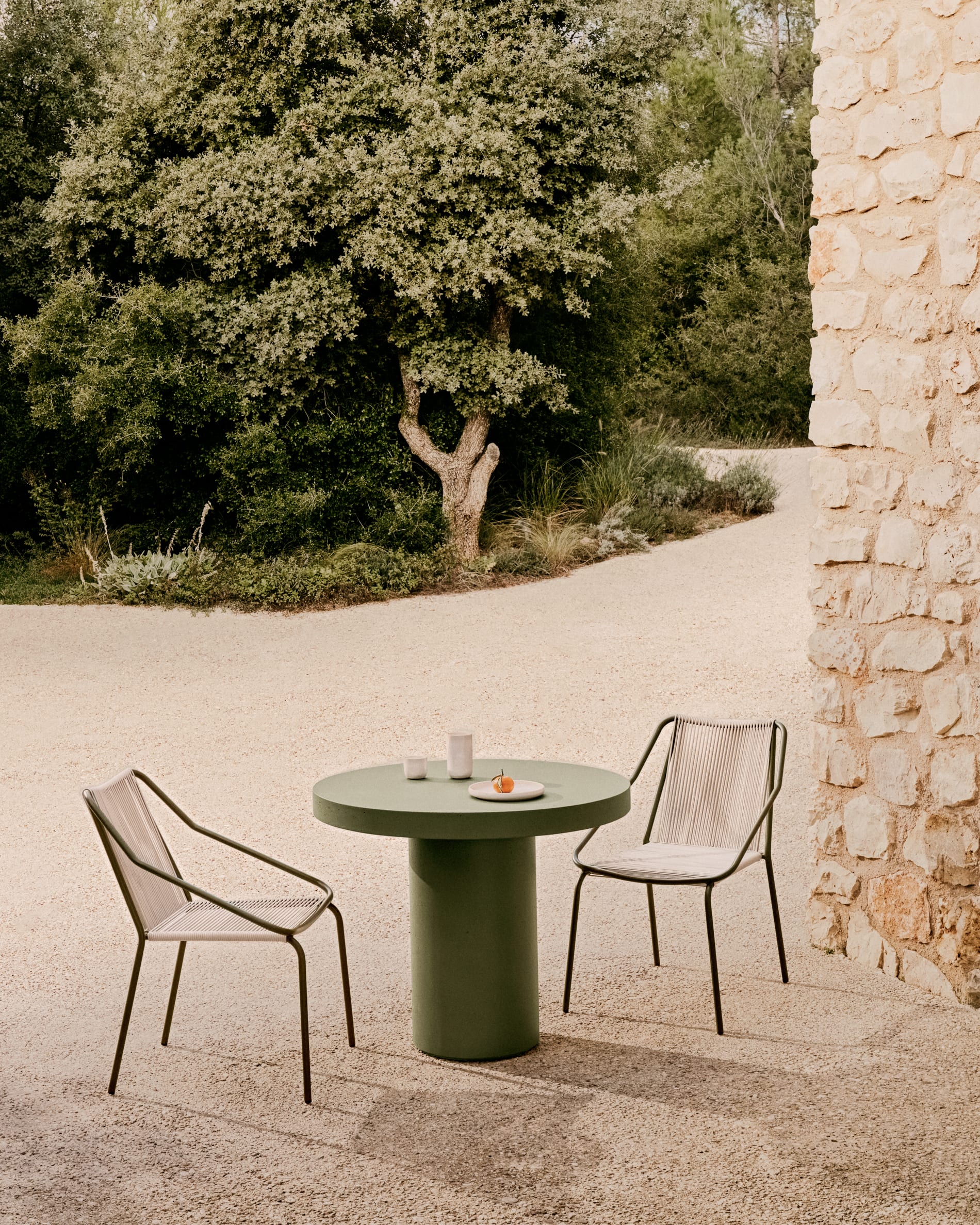 Zivia stackable outdoor chair in ecru rope cord and green galvanised steel