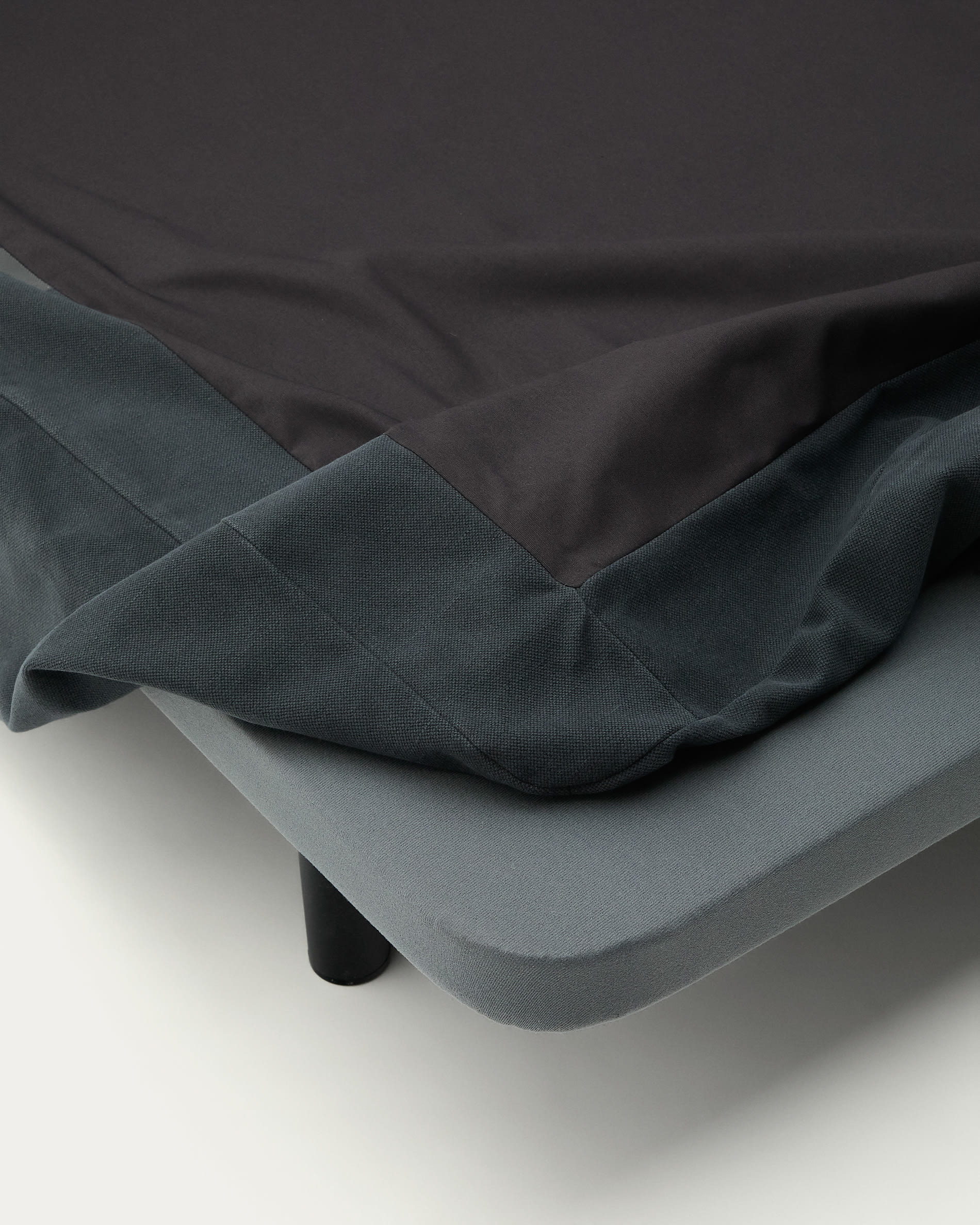 Anthracite grey linen and cotton Jaira bed base cover for a 90 x 200 cm mattress