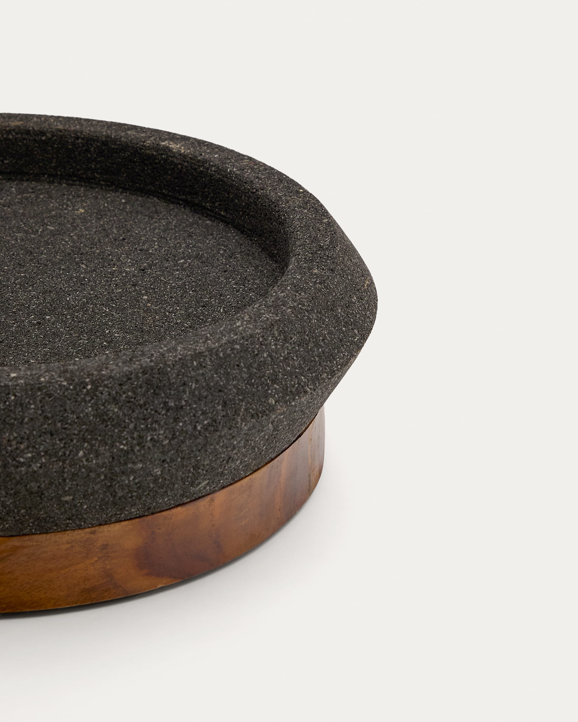 Naro centrepiece in black stone and teak wood Ø30cm
