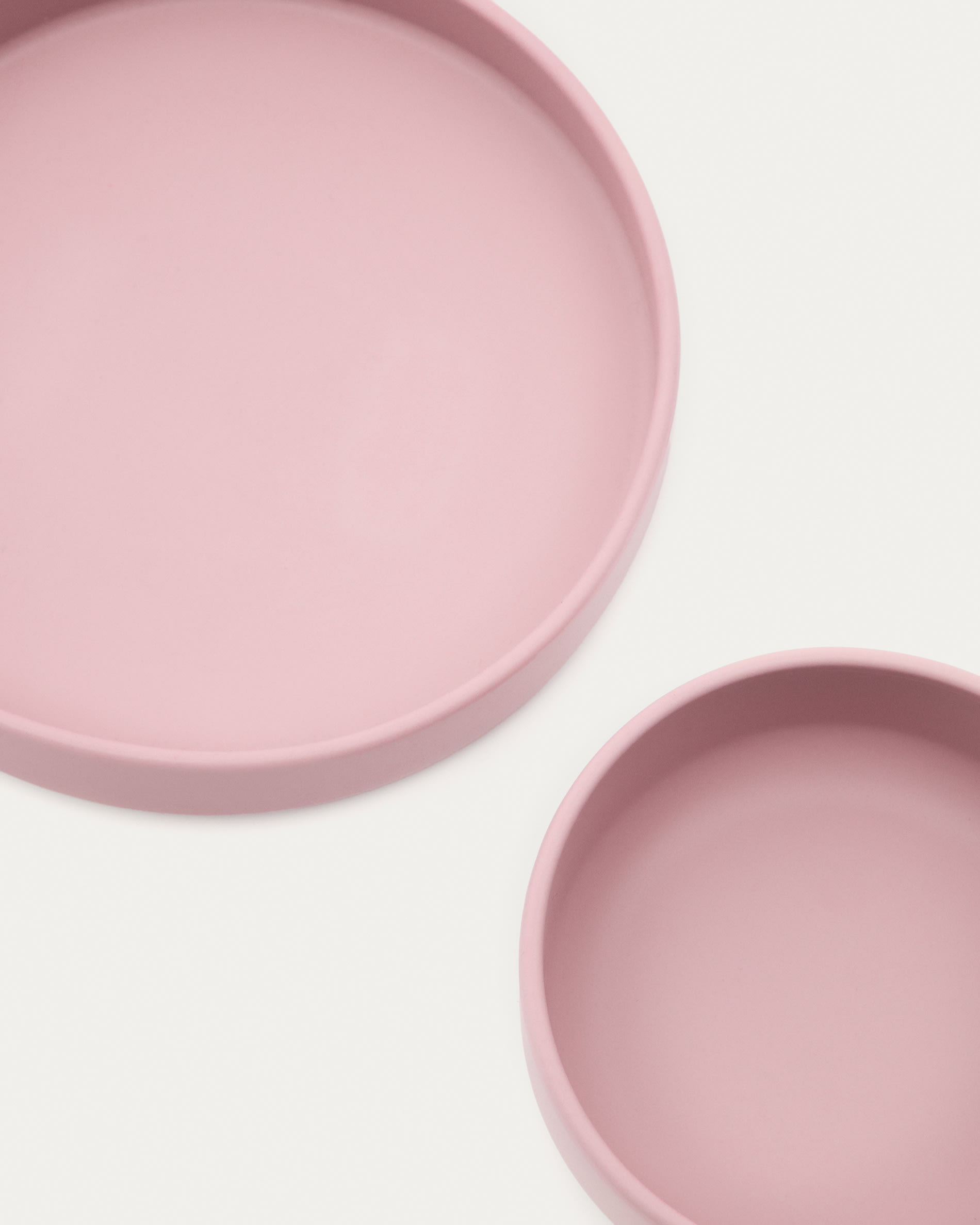 Lili plate and bowl set in pink silicone