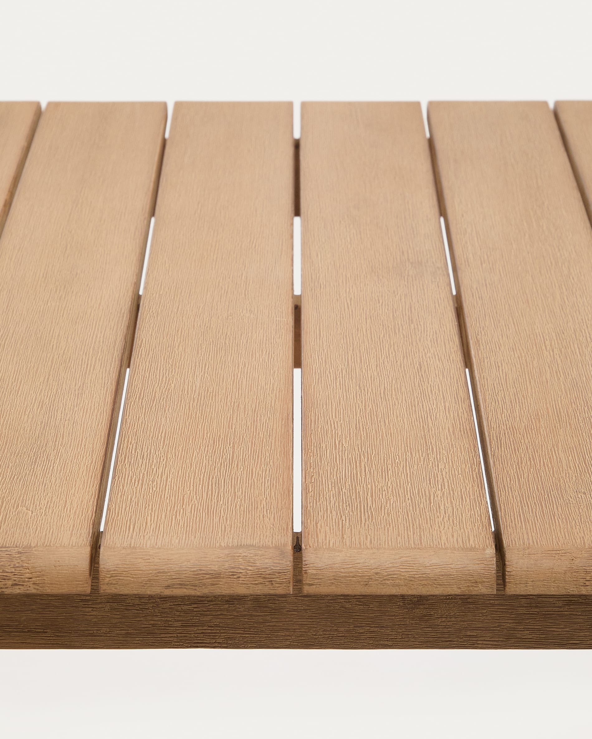 Sori table in FSC 100% solid acacia wood 135 x 78cm
