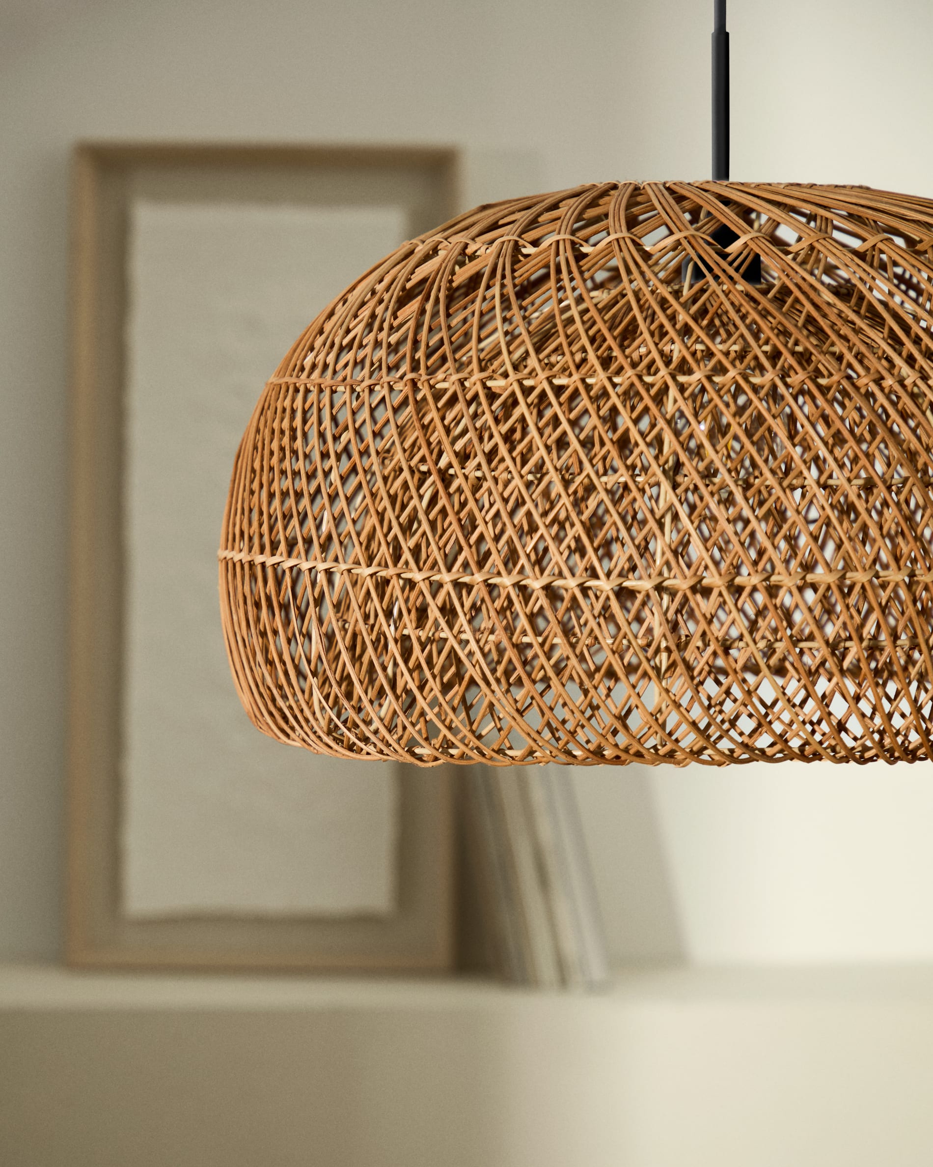 Isora rattan ceiling lamp shade with natural finish Ø60cm