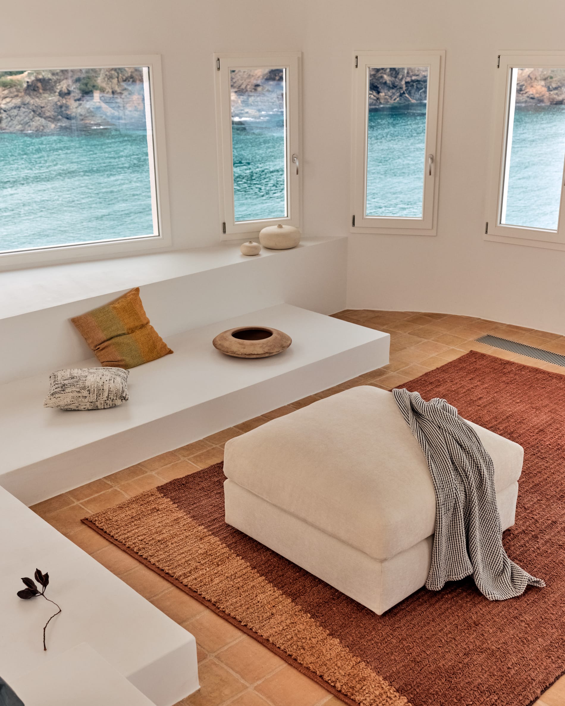 Alea ecru chenille footrest with removable cover 90 x 90cm