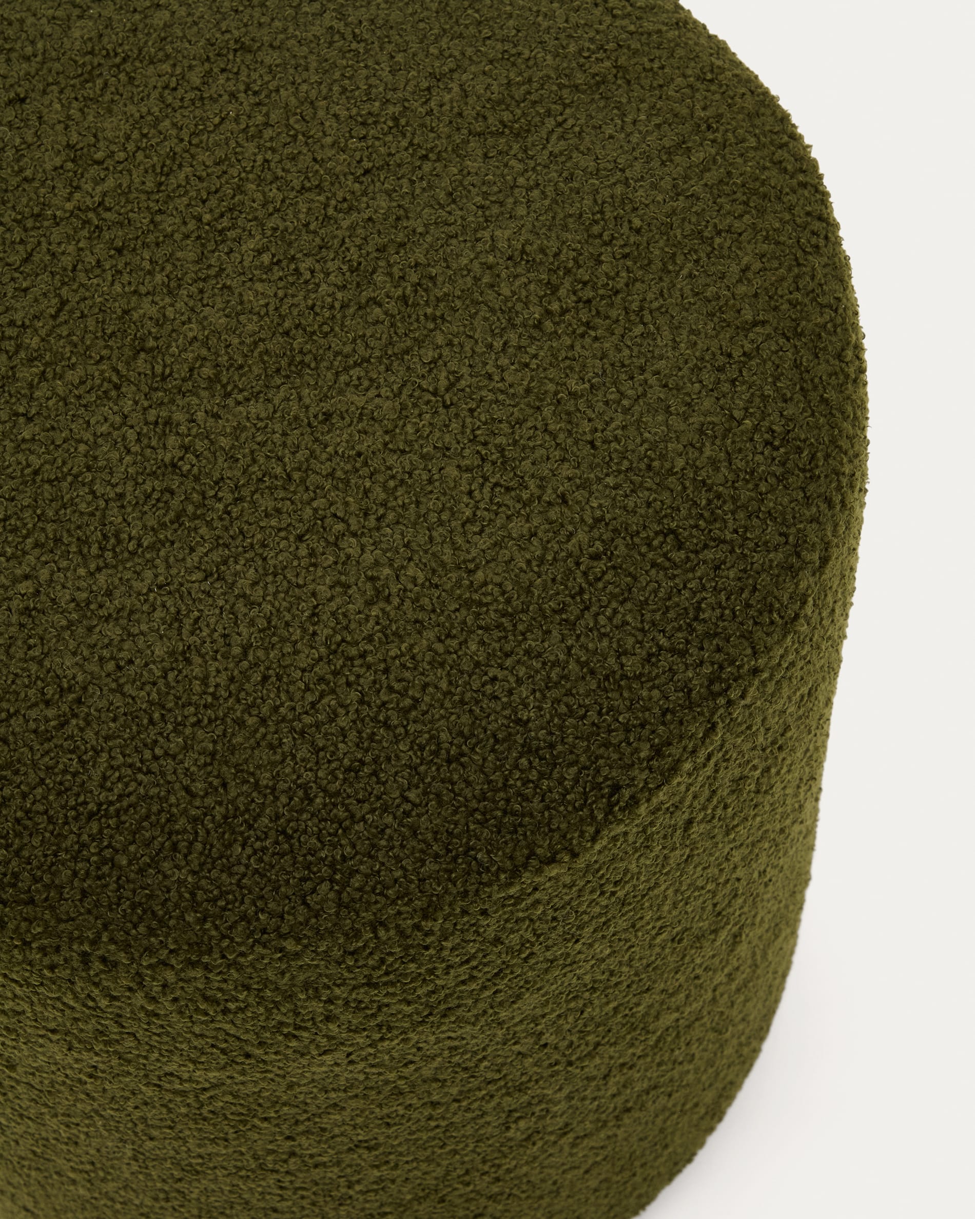 Kaeli footrest with removable cover in green bouclé Ø 43 cm