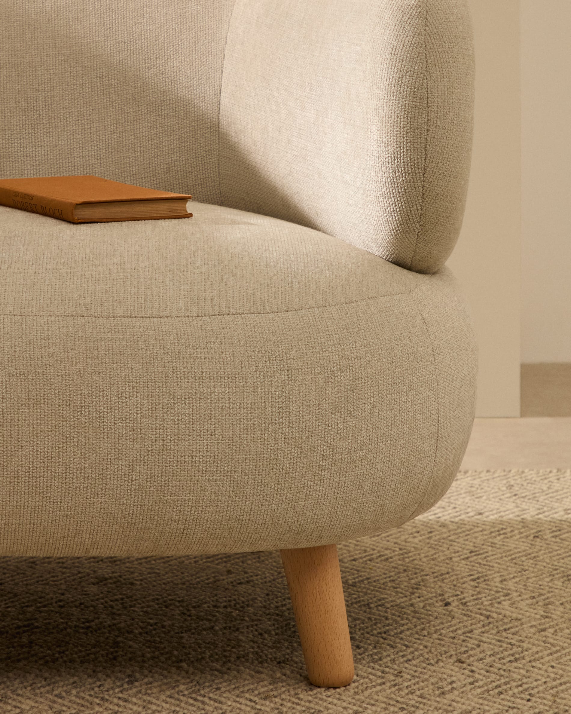 Luisa armchair in chenille pearl with solid beech wood legs 90 cm