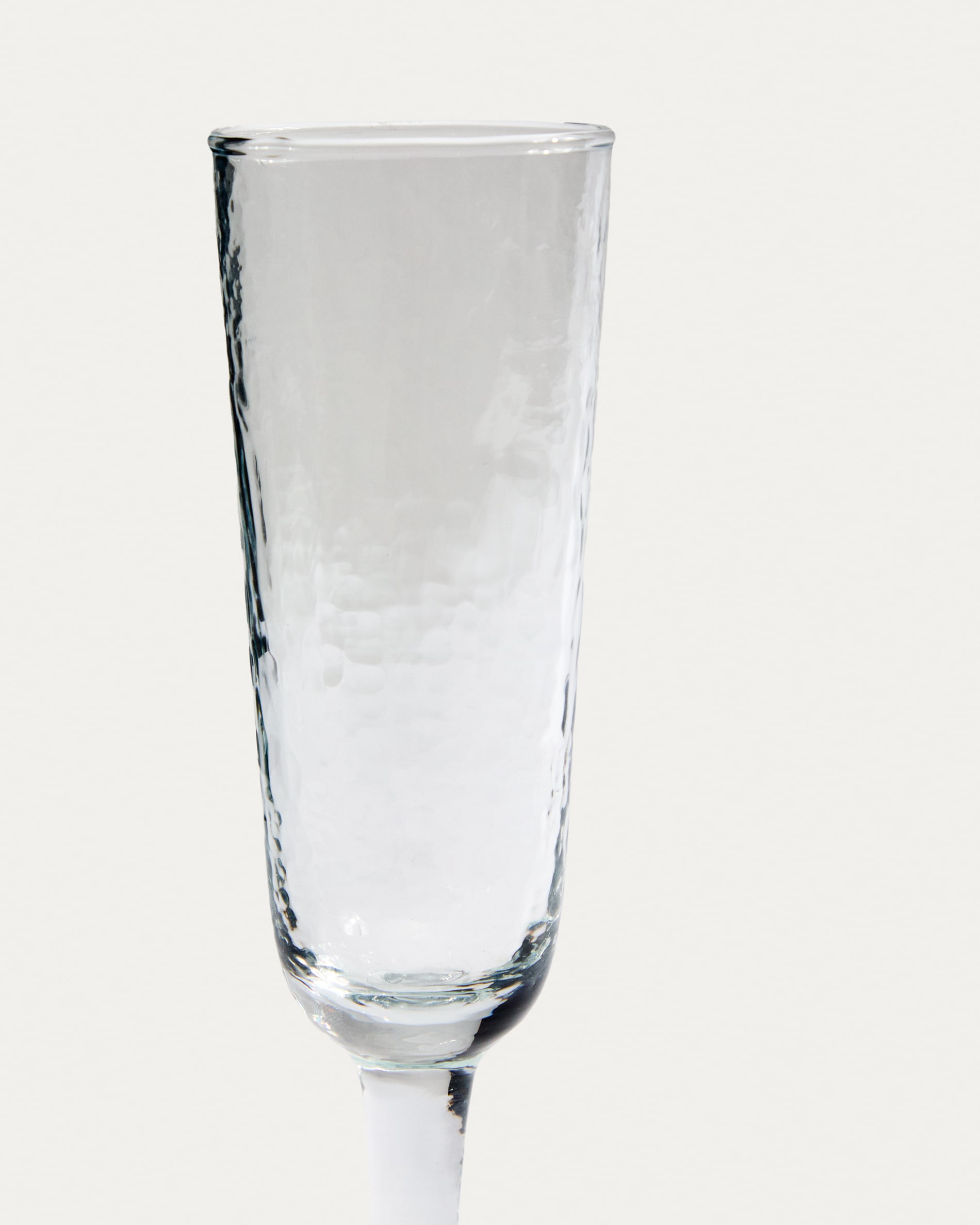 Sileia wine glass made of transparent recycled glass