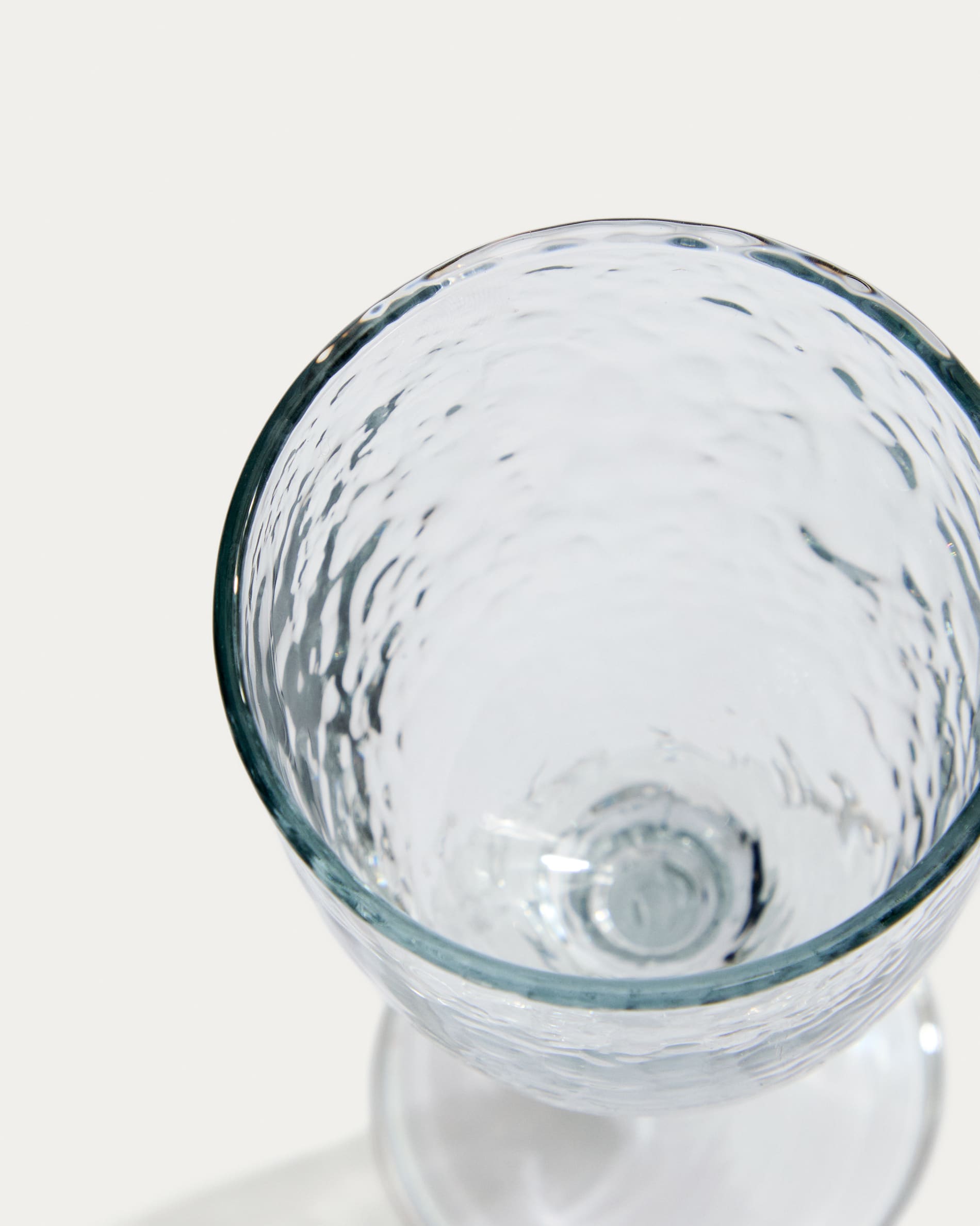 Vinea wine glass made of transparent recycled glass