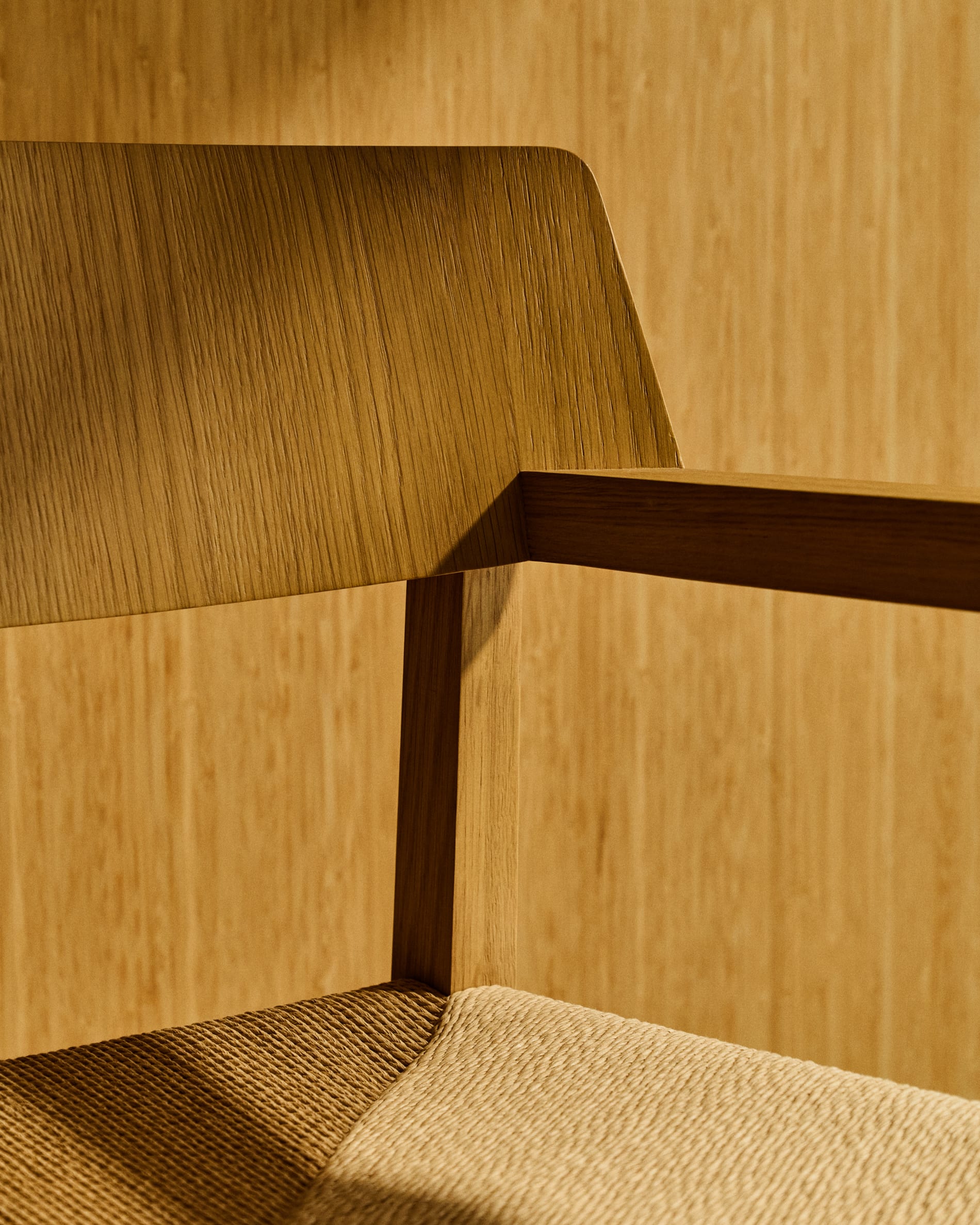 Idun chair made of FSC Mix Credit solid oak wood with natural tone finish and rope cord seat