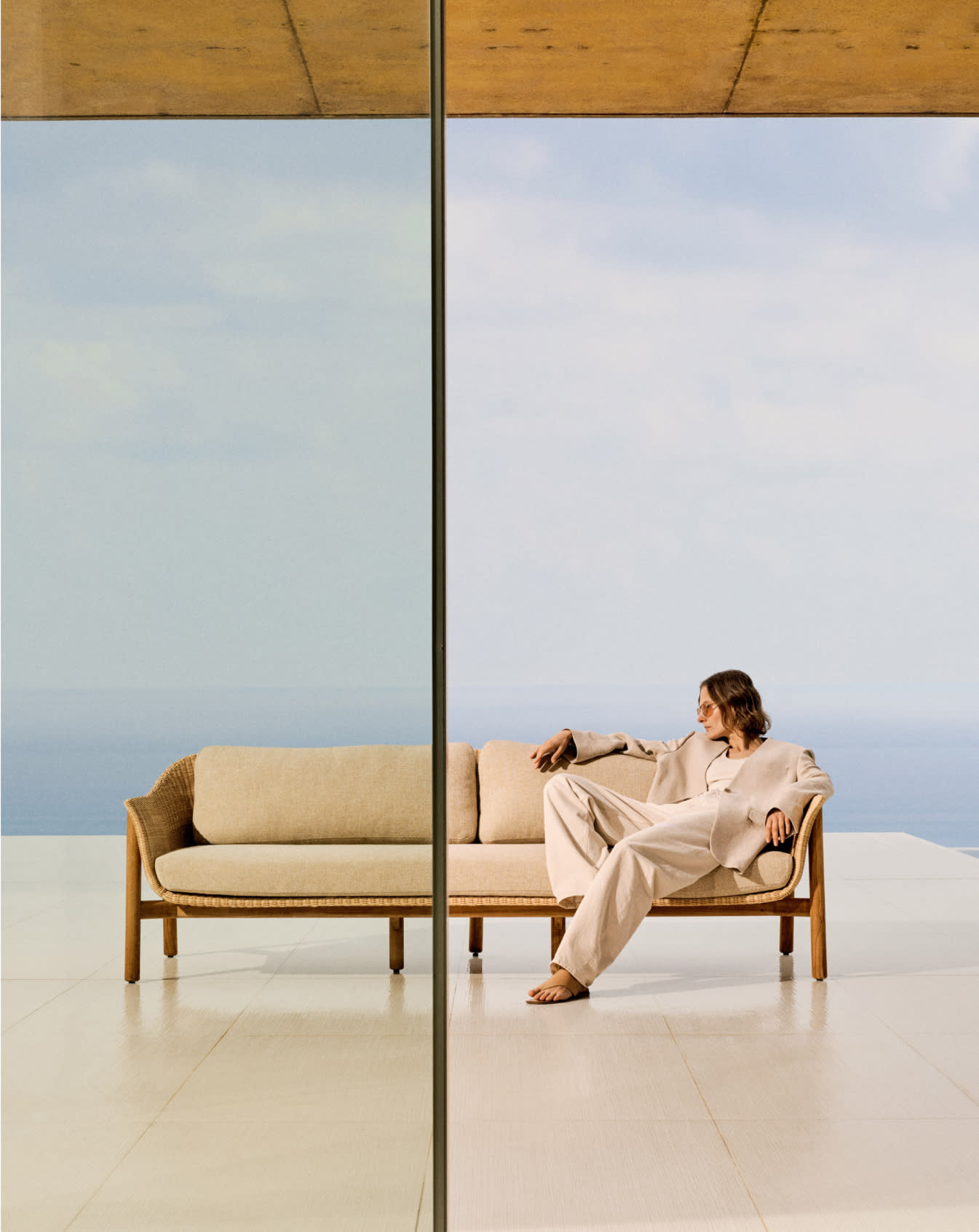 https://d.media.kavehome.com/image/upload/v1747034800/cms/img-landing-premium-ss25-08.jpg