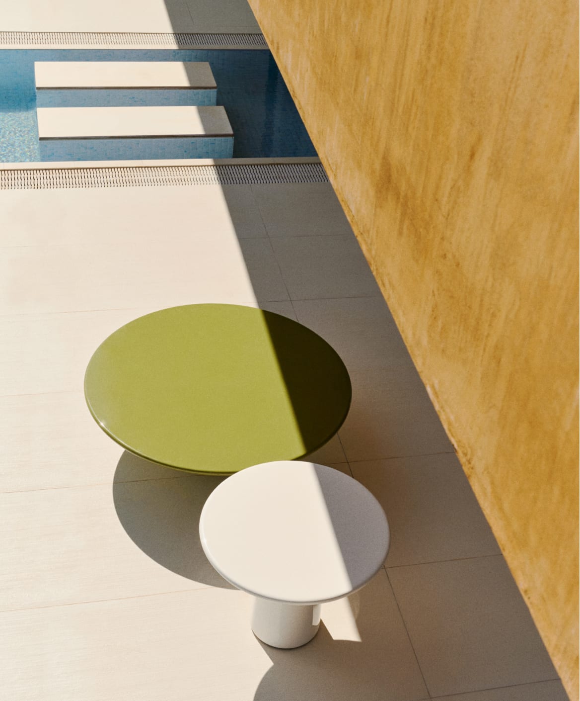 https://d.media.kavehome.com/image/upload/v1747036031/cms/img-landing-premium-ss25-09.jpg