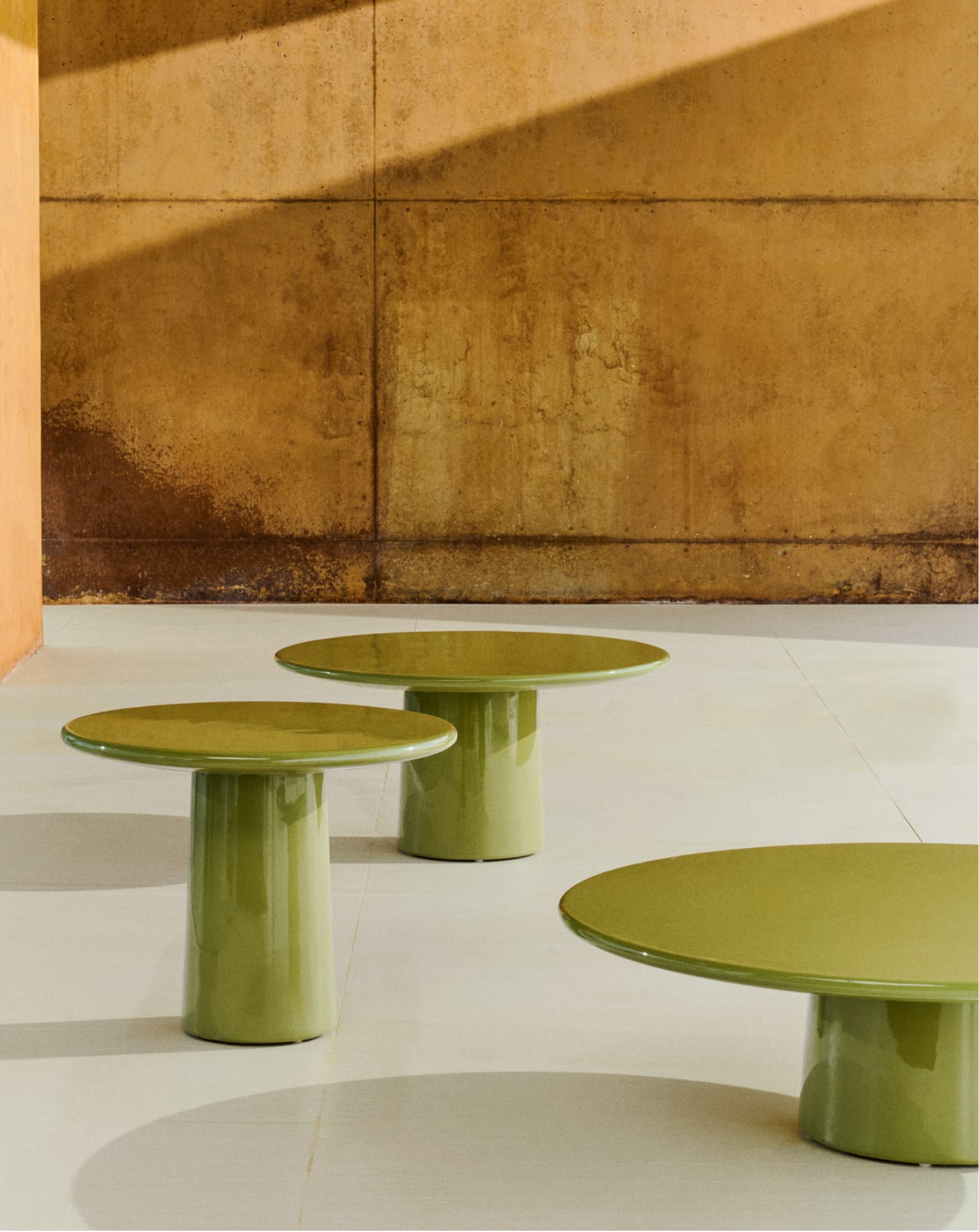 https://d.media.kavehome.com/image/upload/v1747036581/cms/img-landing-premium-ss25-10.jpg