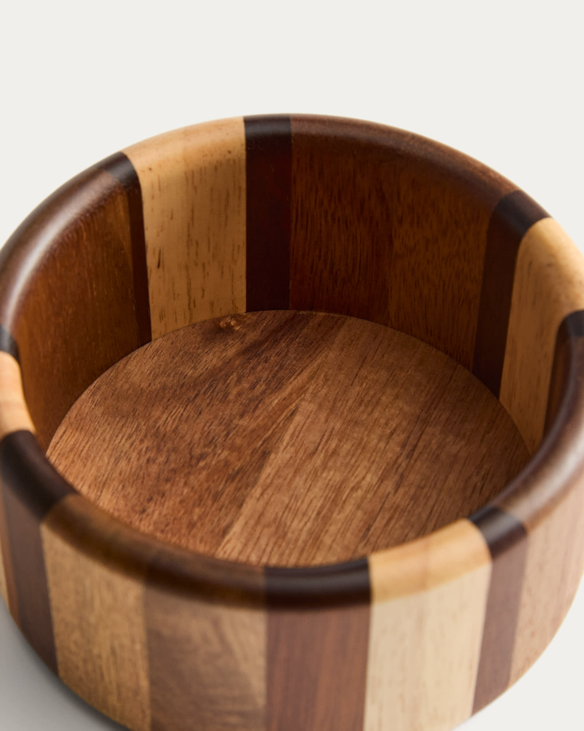 Nover bowl in acacia wood FSC 100%
