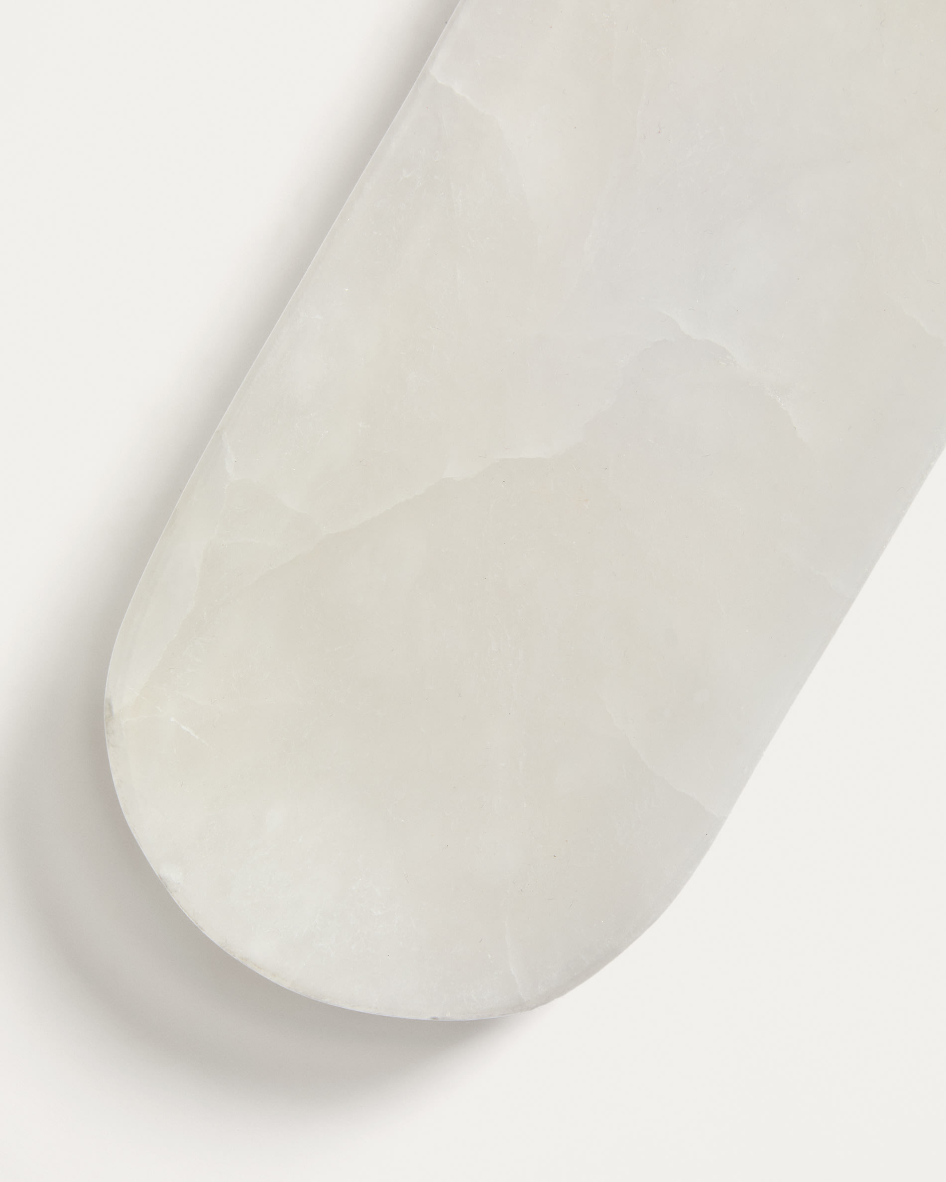 Noreli alabaster centrepiece