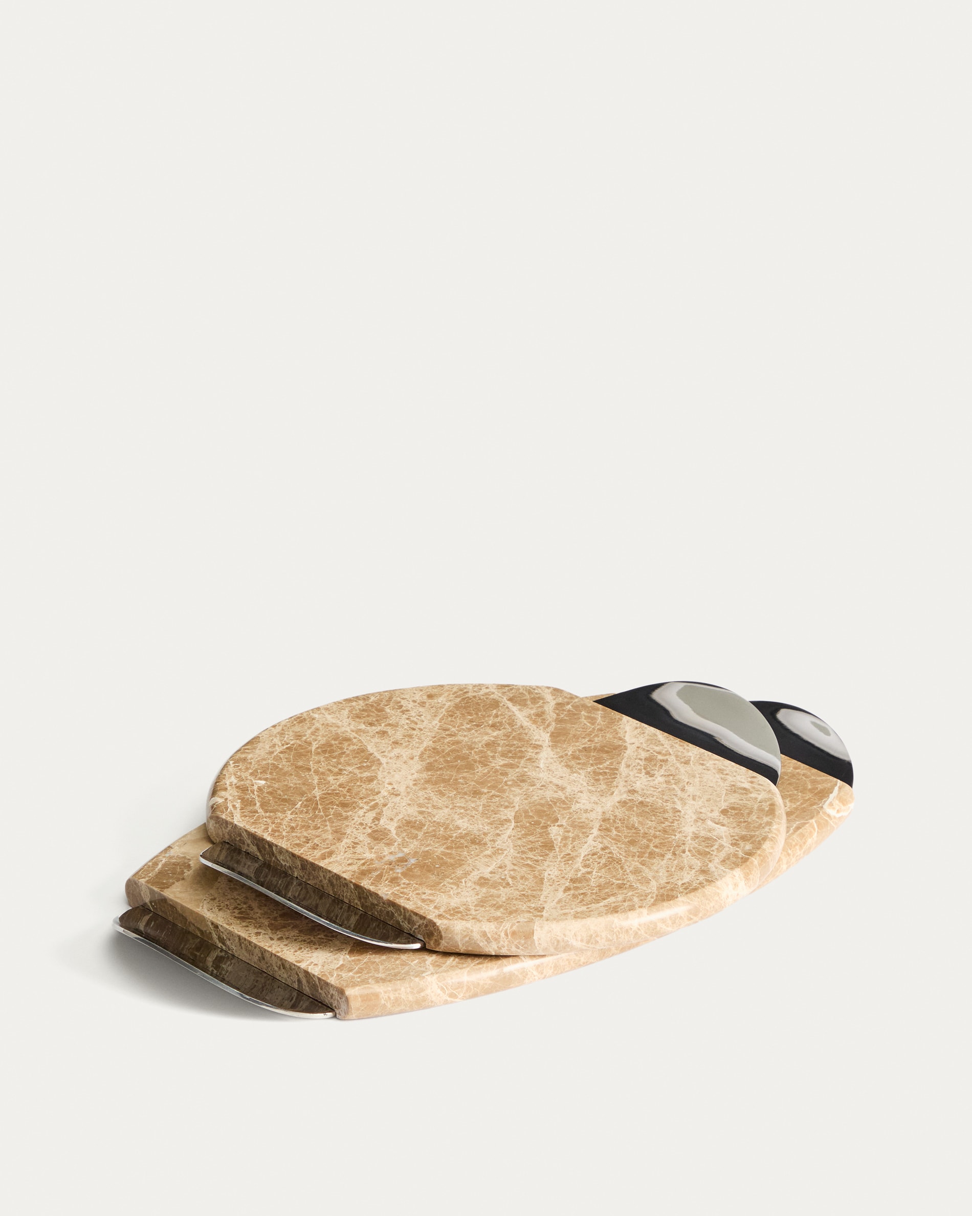Adoma serving board in marble and metal